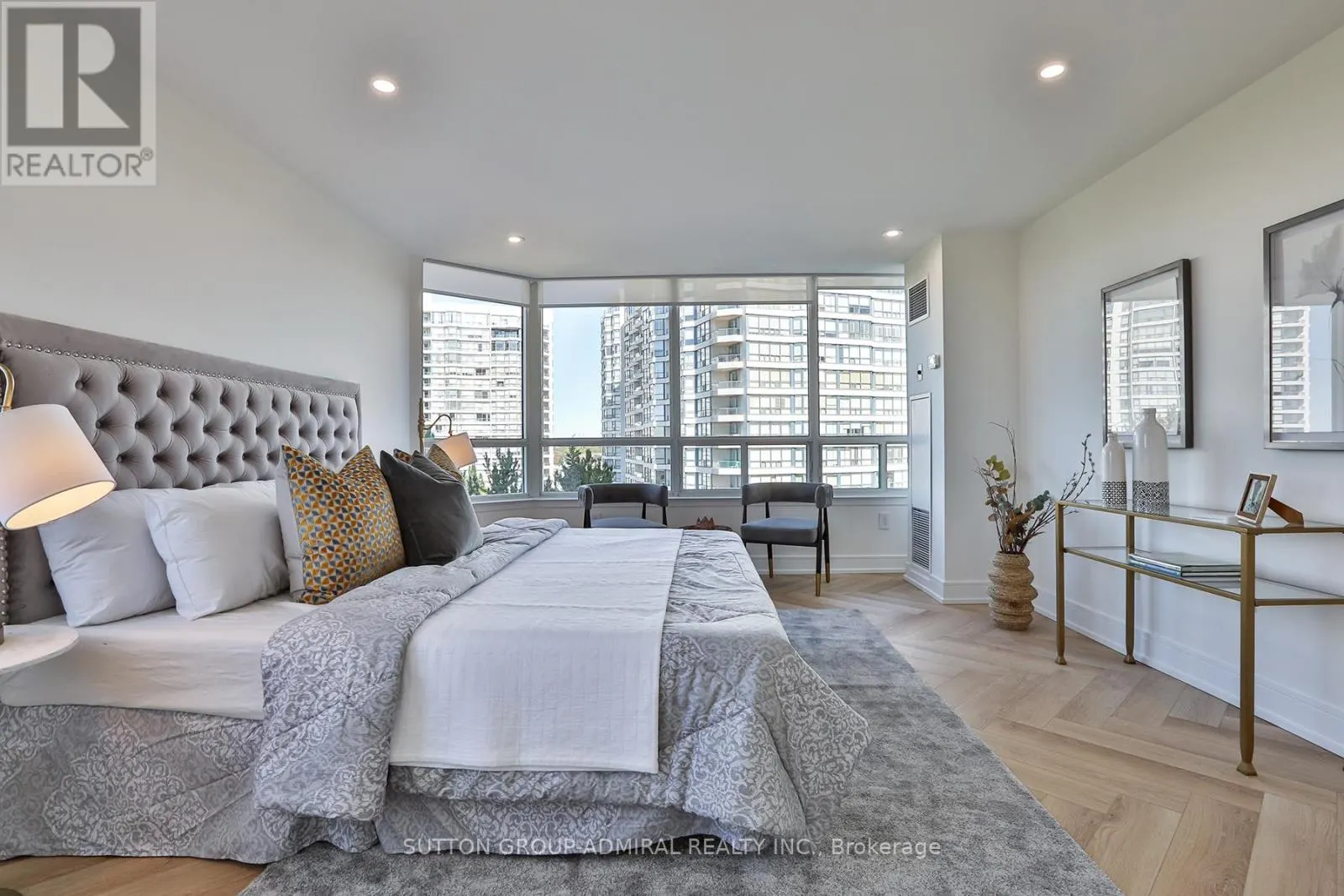 610 - 7250 YONGE STREET