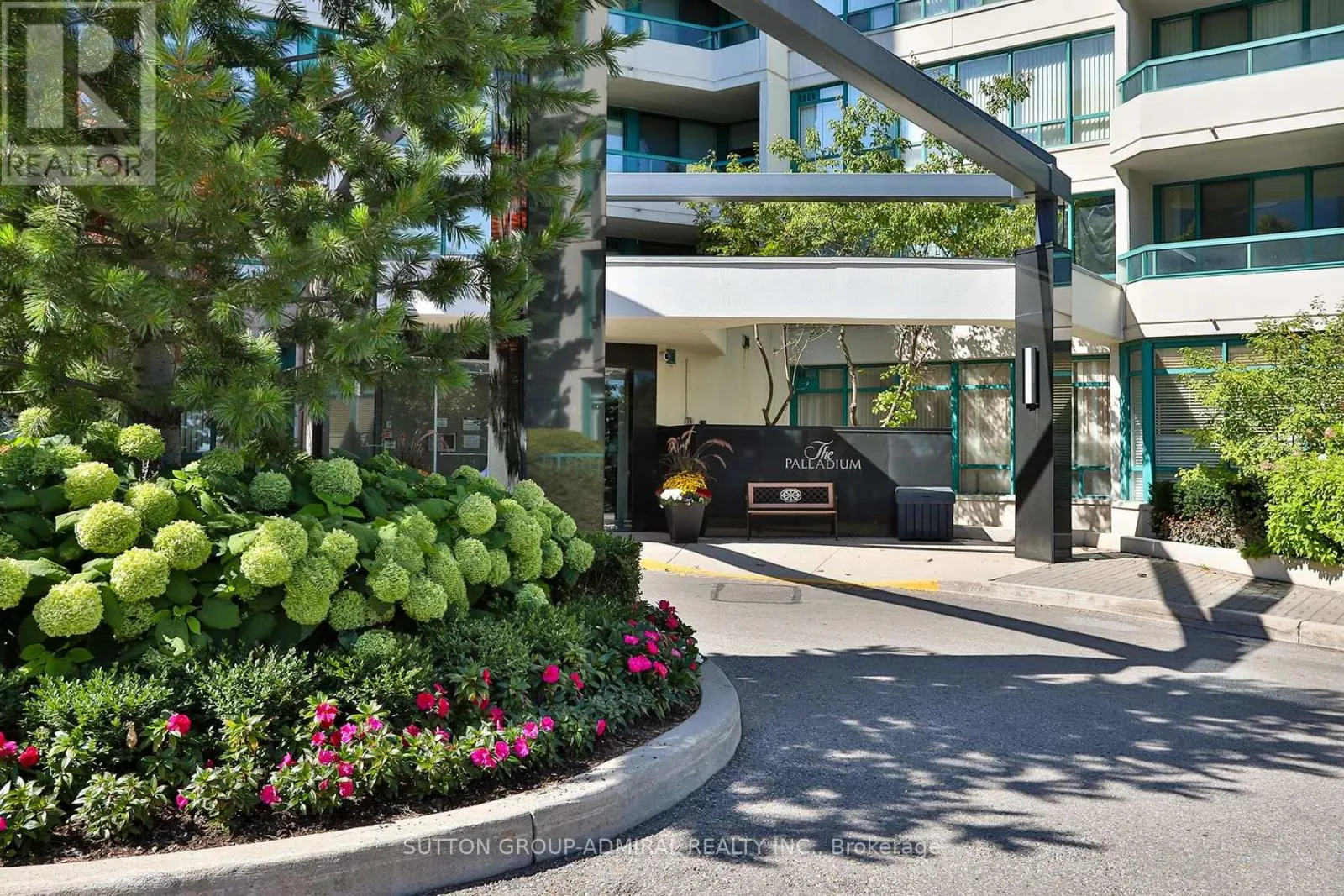 610 - 7250 YONGE STREET