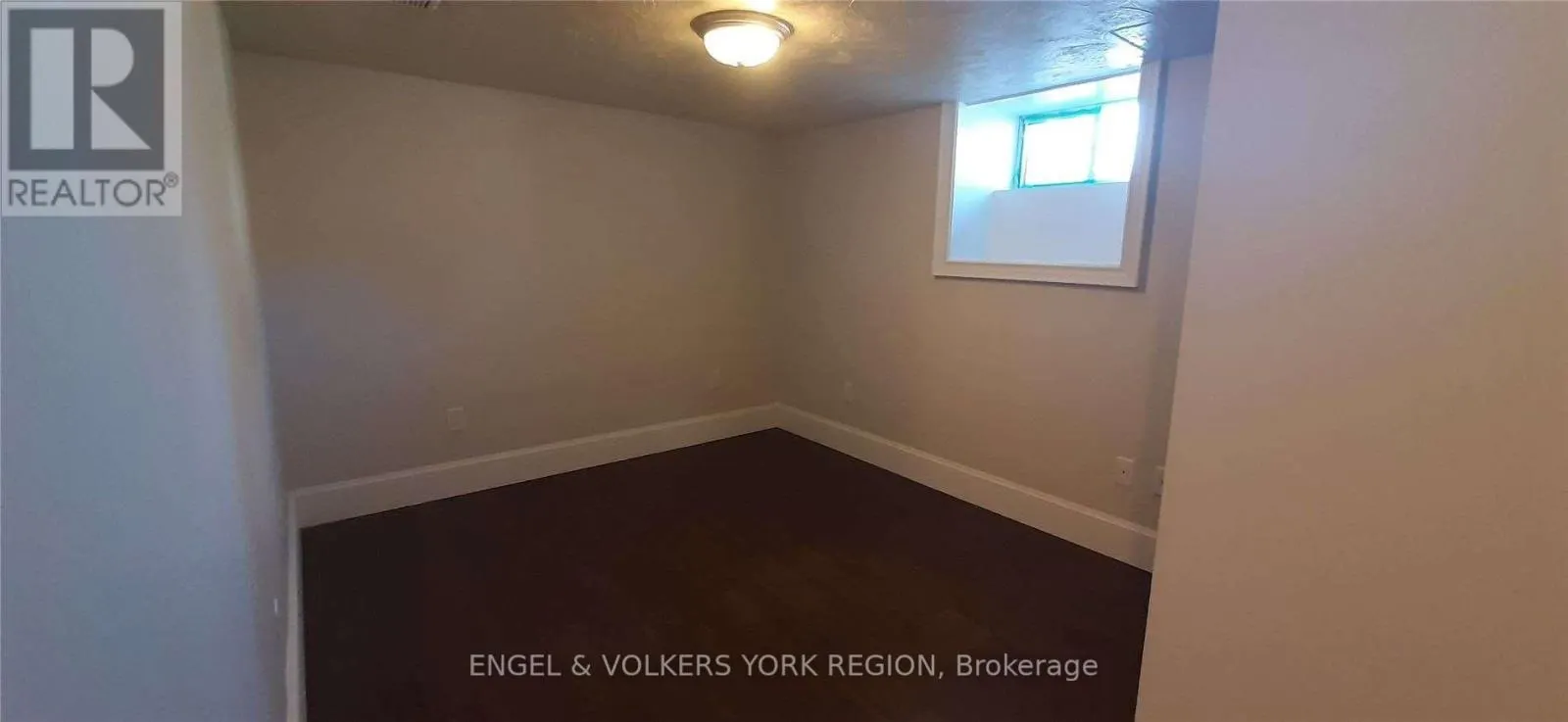 2 - 85 PROSPECT STREET W
