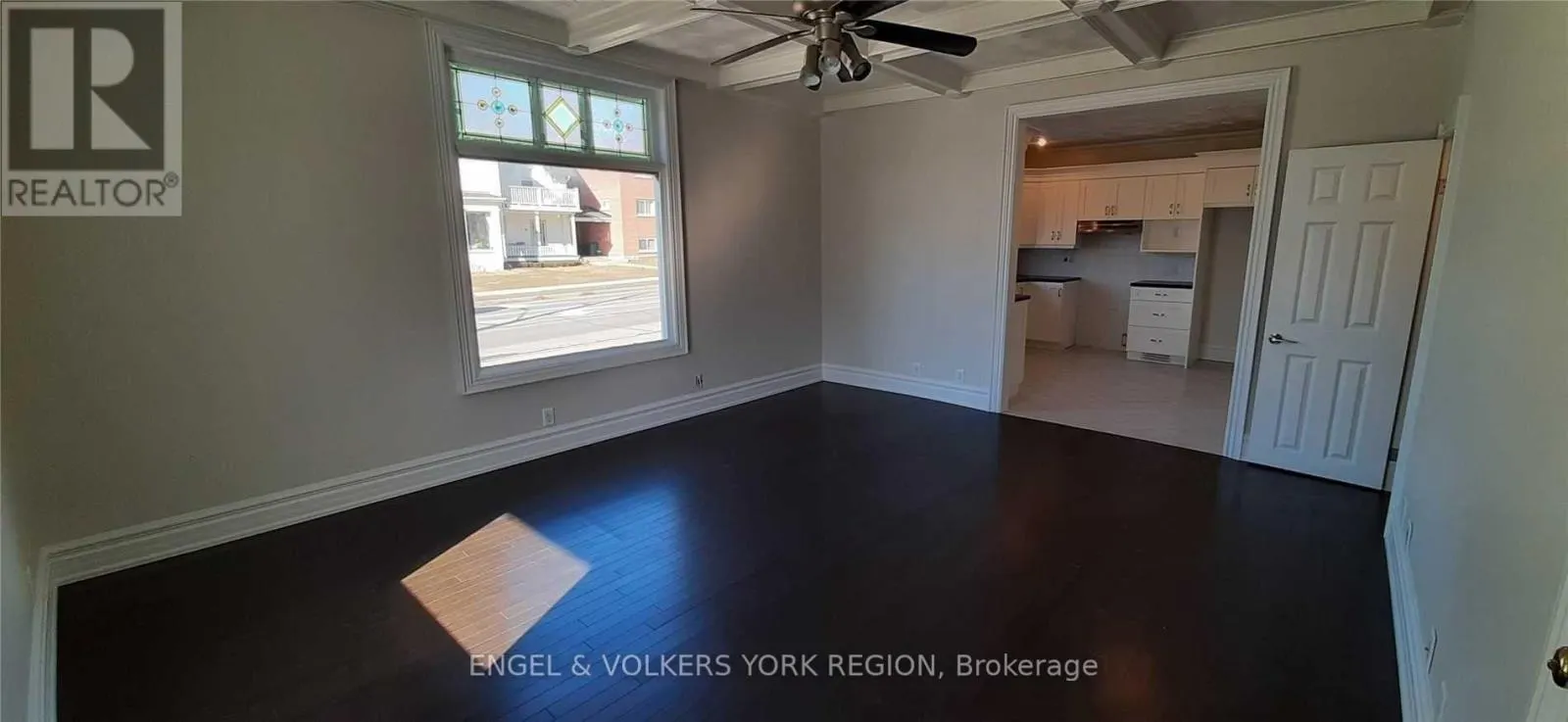 2 - 85 PROSPECT STREET W