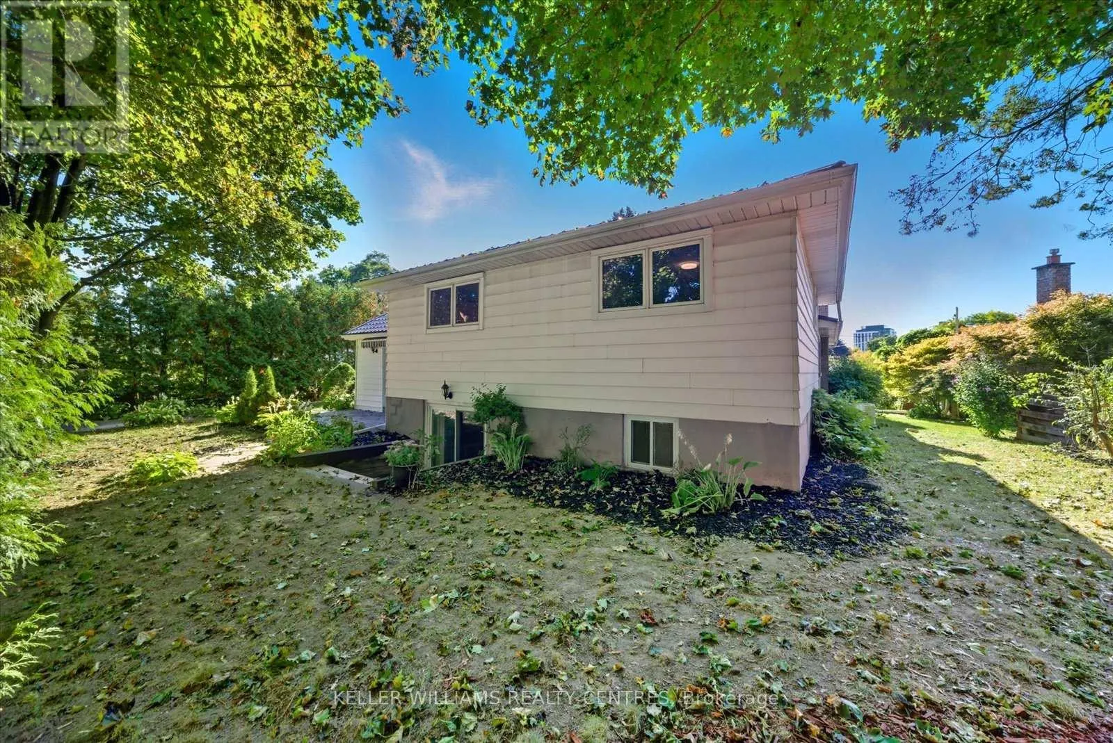 655 PARK COURT