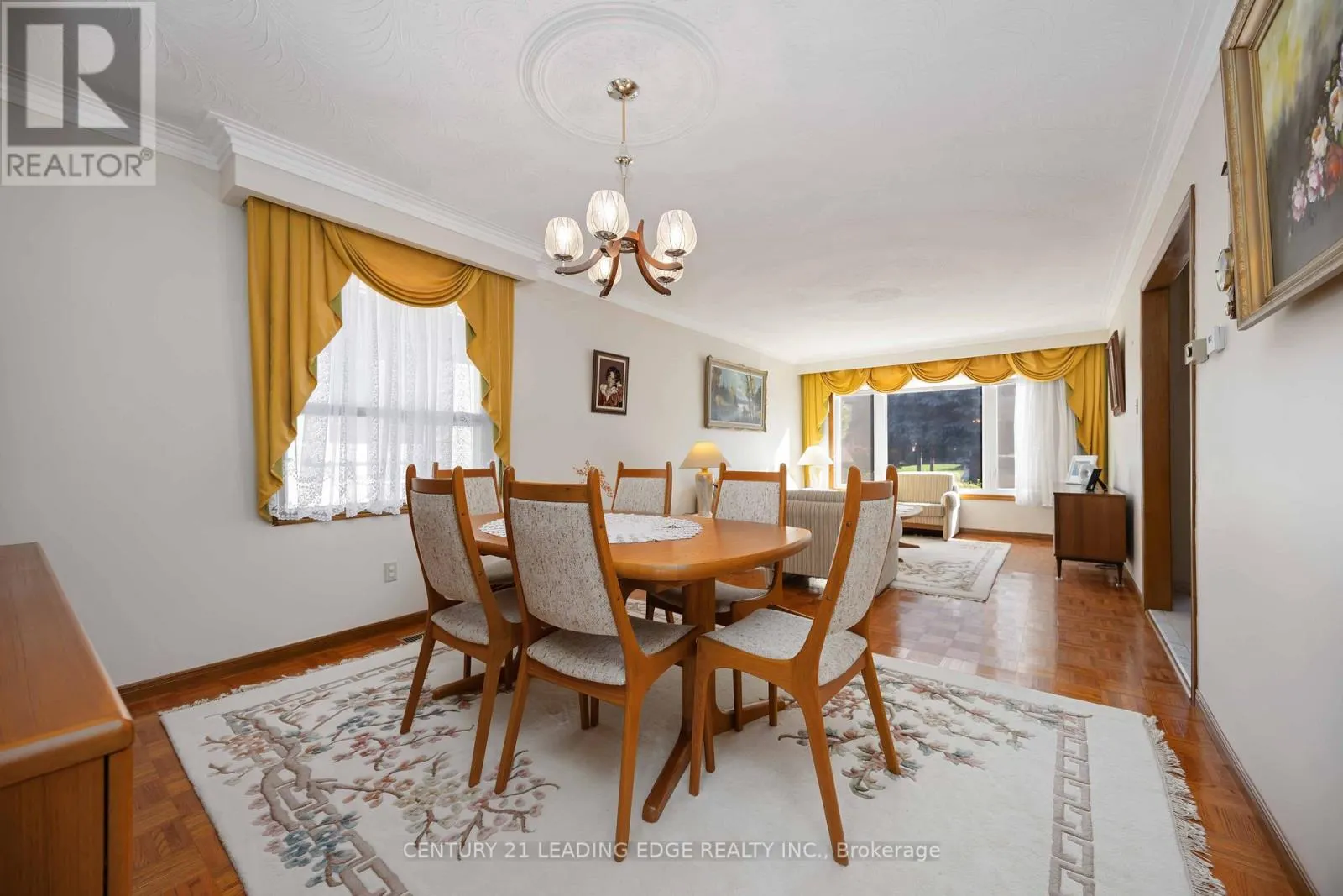 52 ASPEN CRESCENT