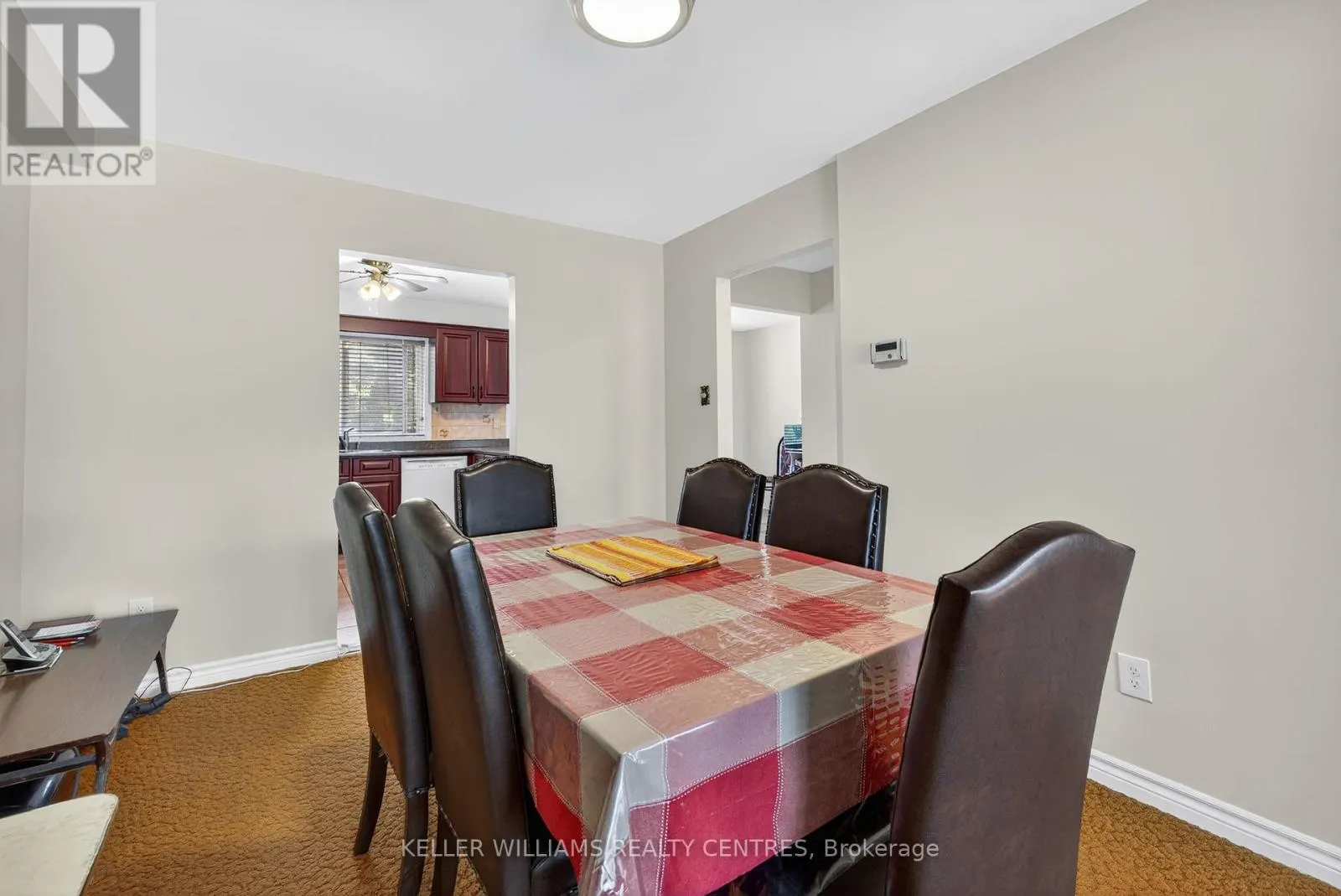 100 POPLAR CRESCENT