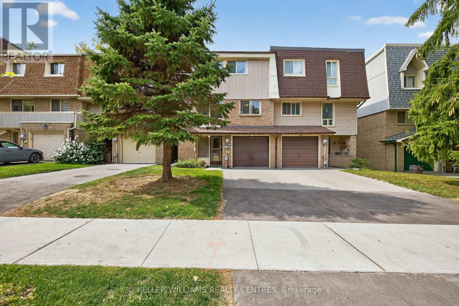 100 POPLAR CRESCENT