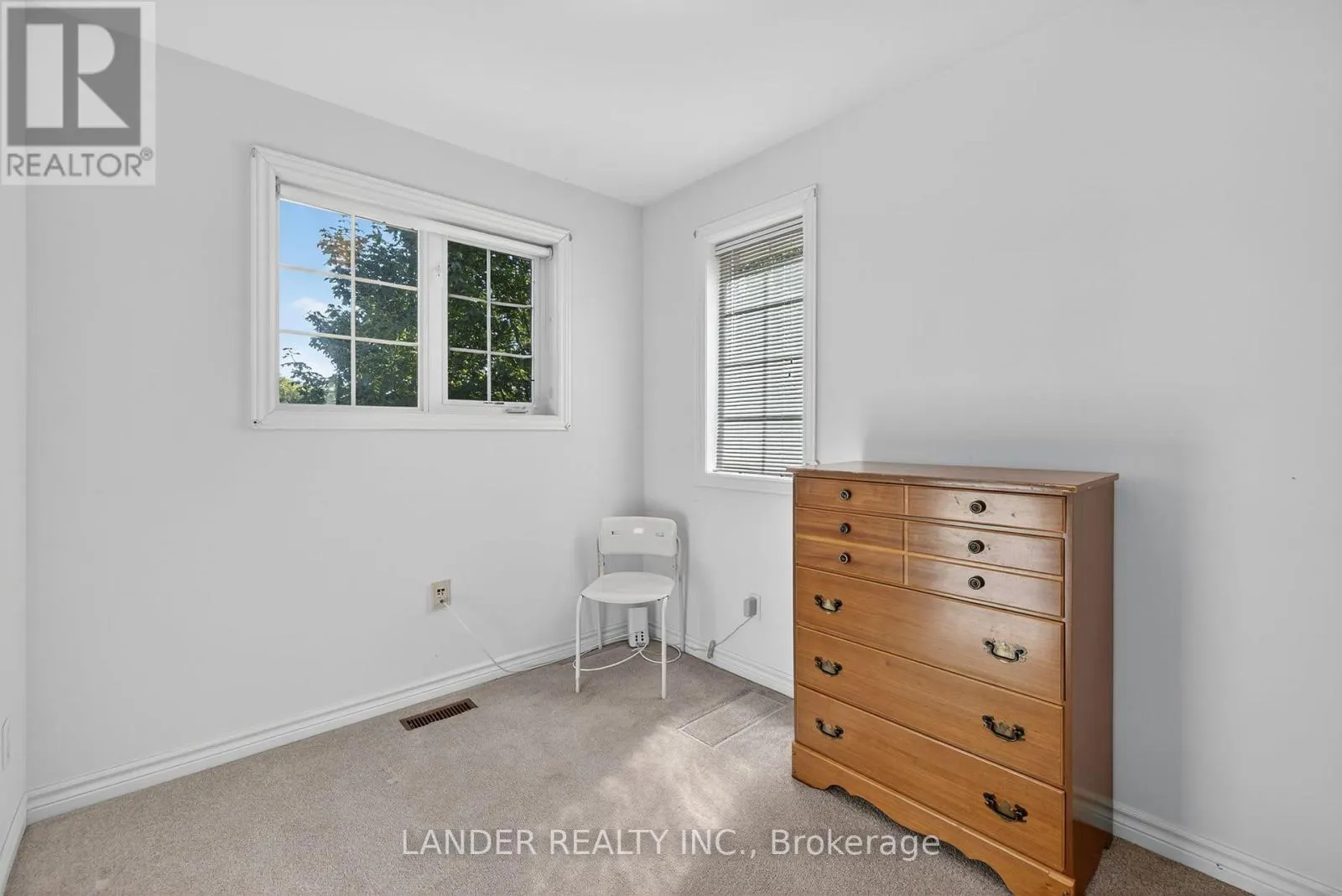 302 SHERIDAN COURT