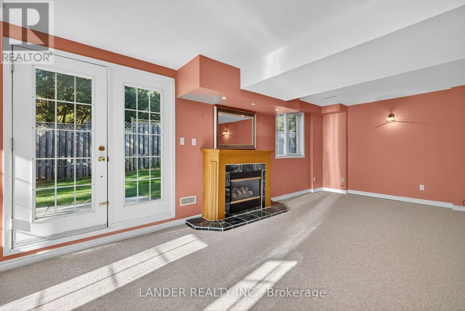 302 SHERIDAN COURT