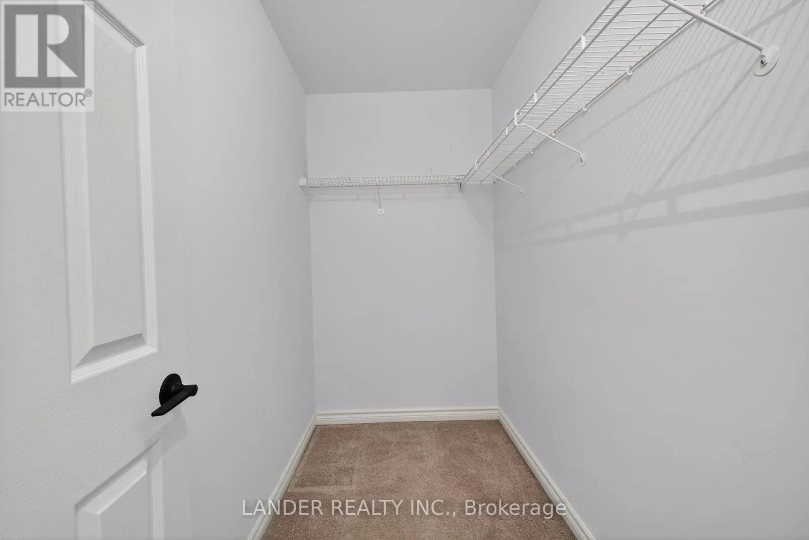 302 SHERIDAN COURT