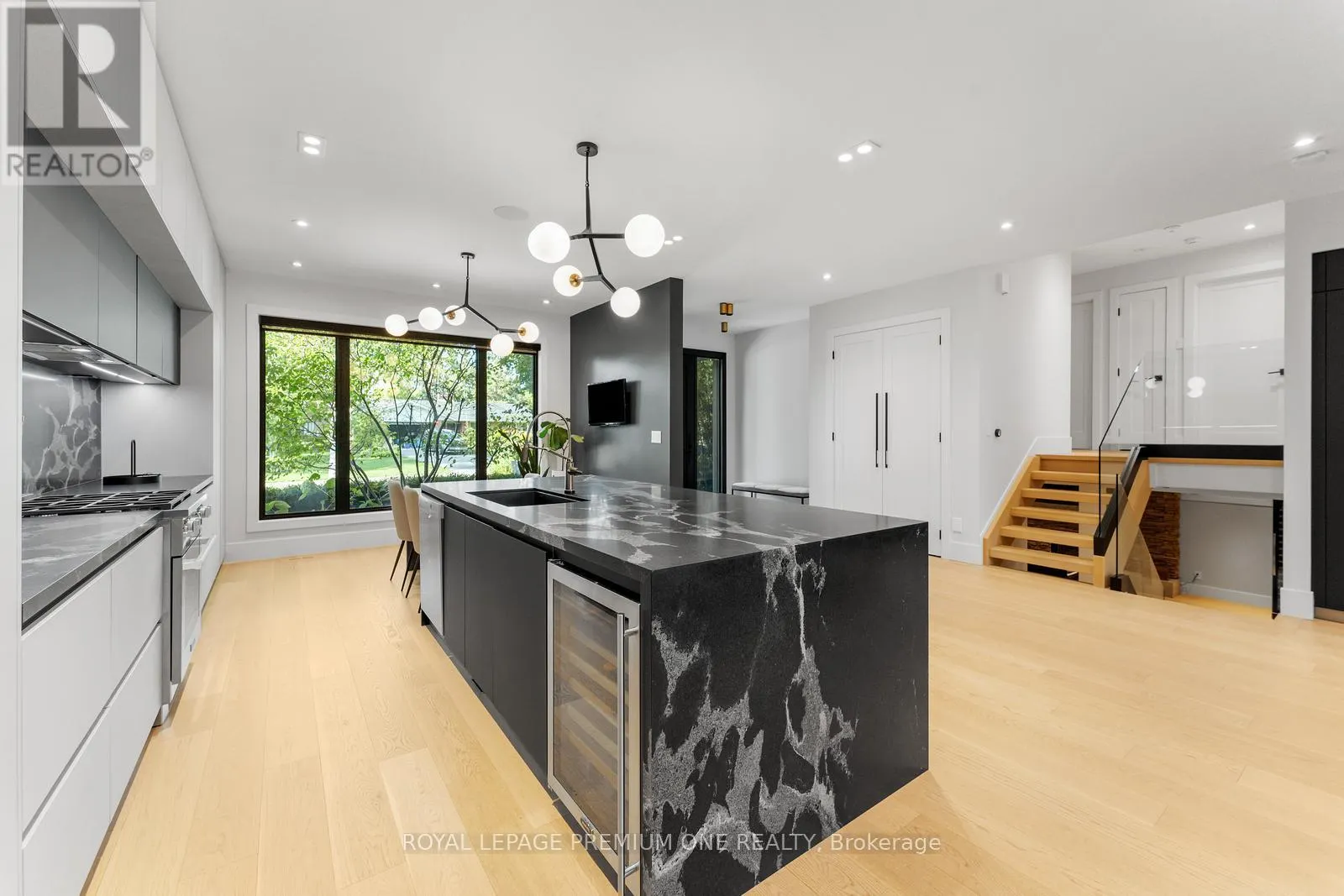 49 NORMAN DRIVE