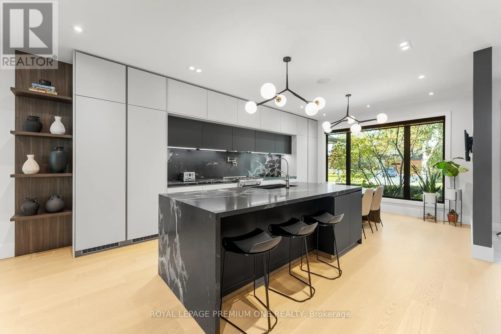 49 NORMAN DRIVE
