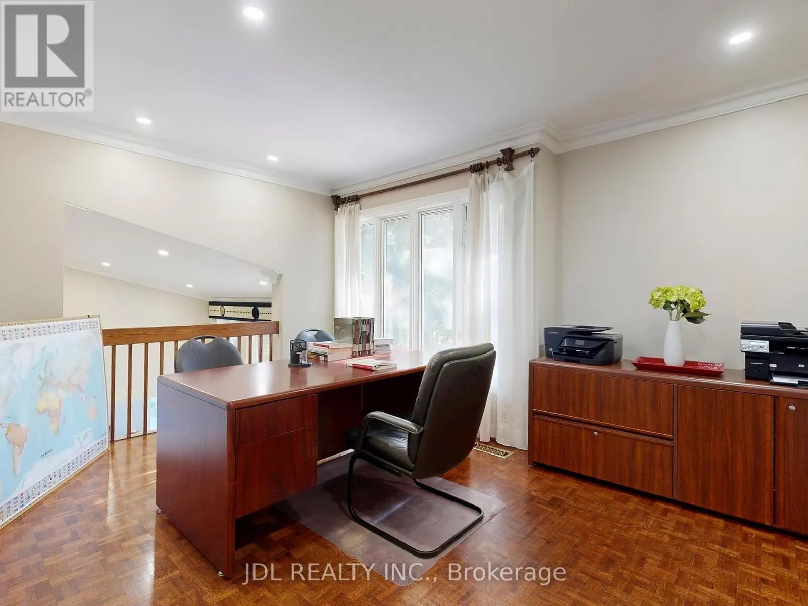 11 MOODIE DRIVE