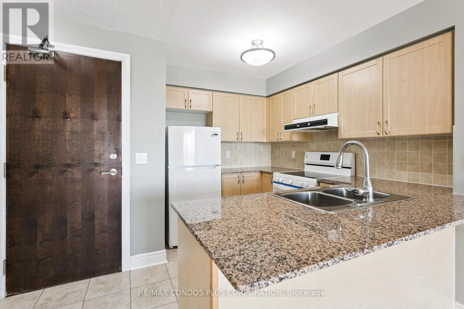 1202 - 7 NORTH PARK ROAD