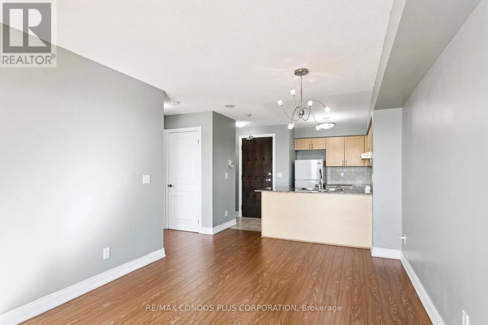 1202 - 7 NORTH PARK ROAD