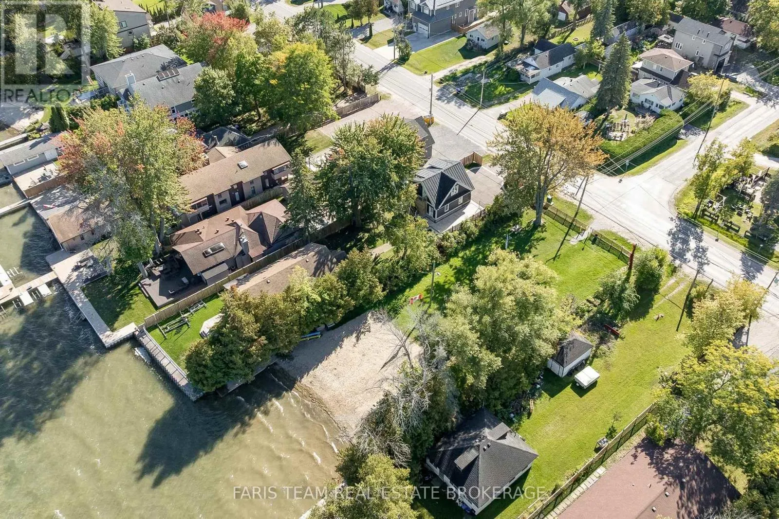 1089 SPRUCE ROAD