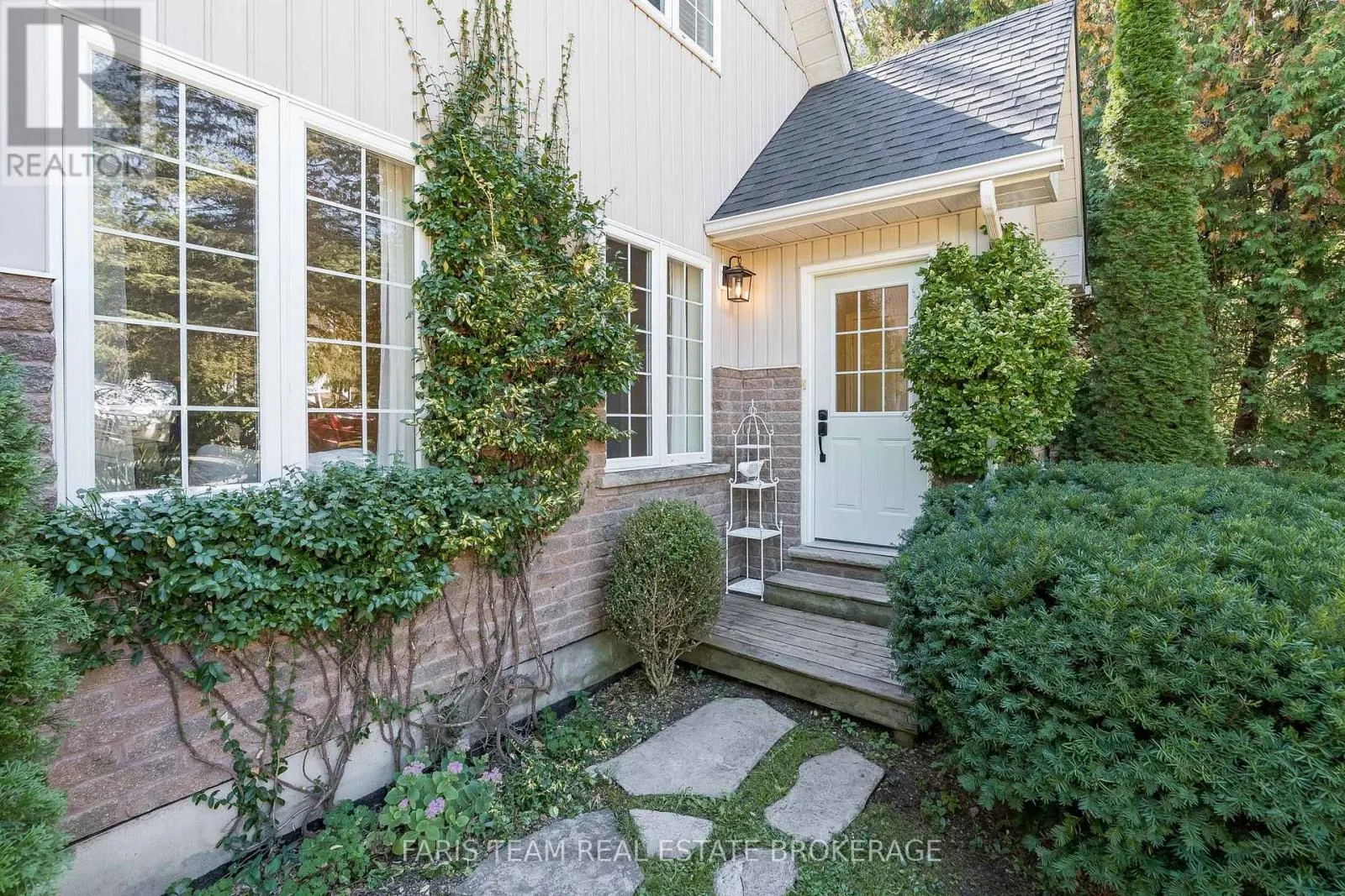 1089 SPRUCE ROAD