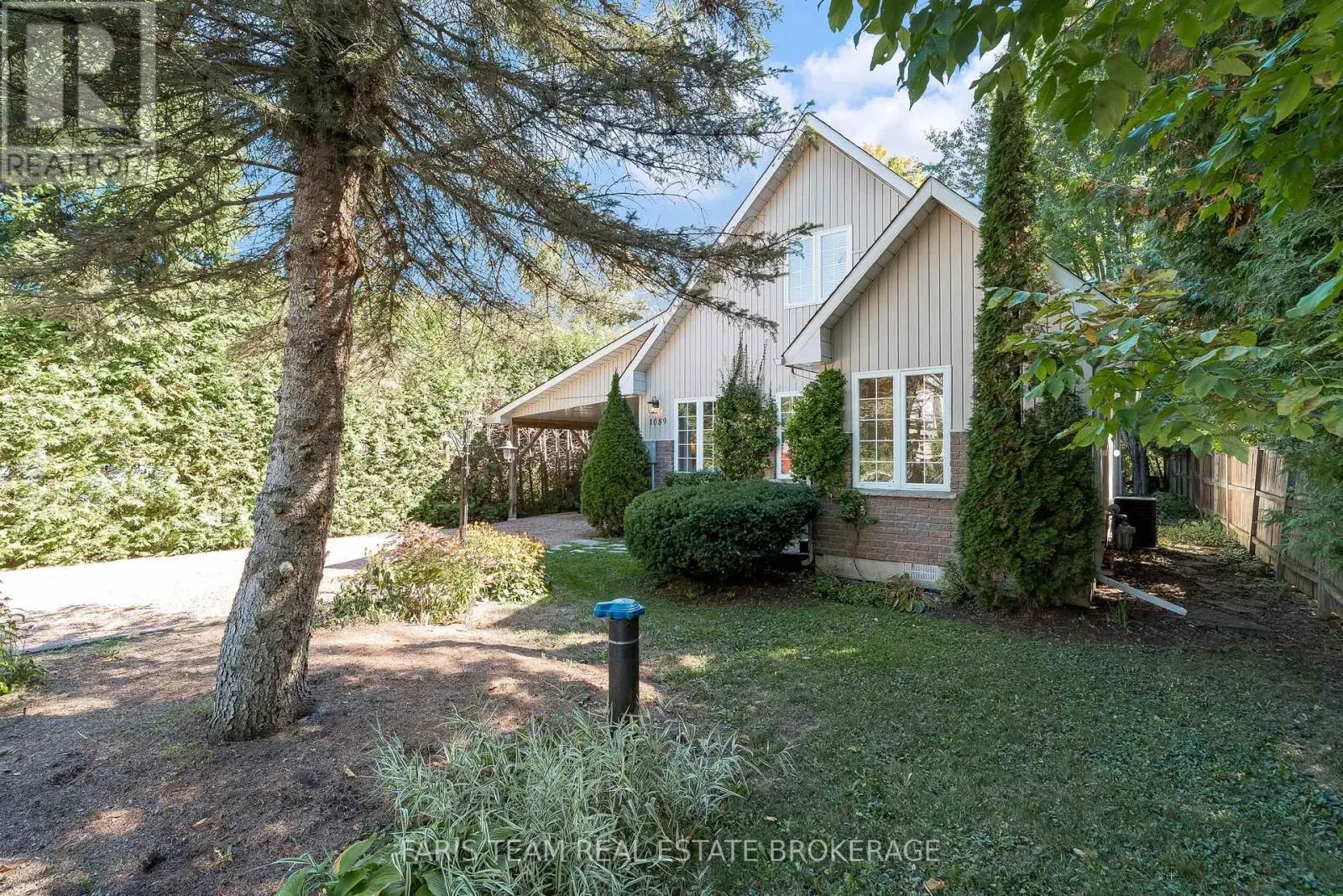 1089 SPRUCE ROAD