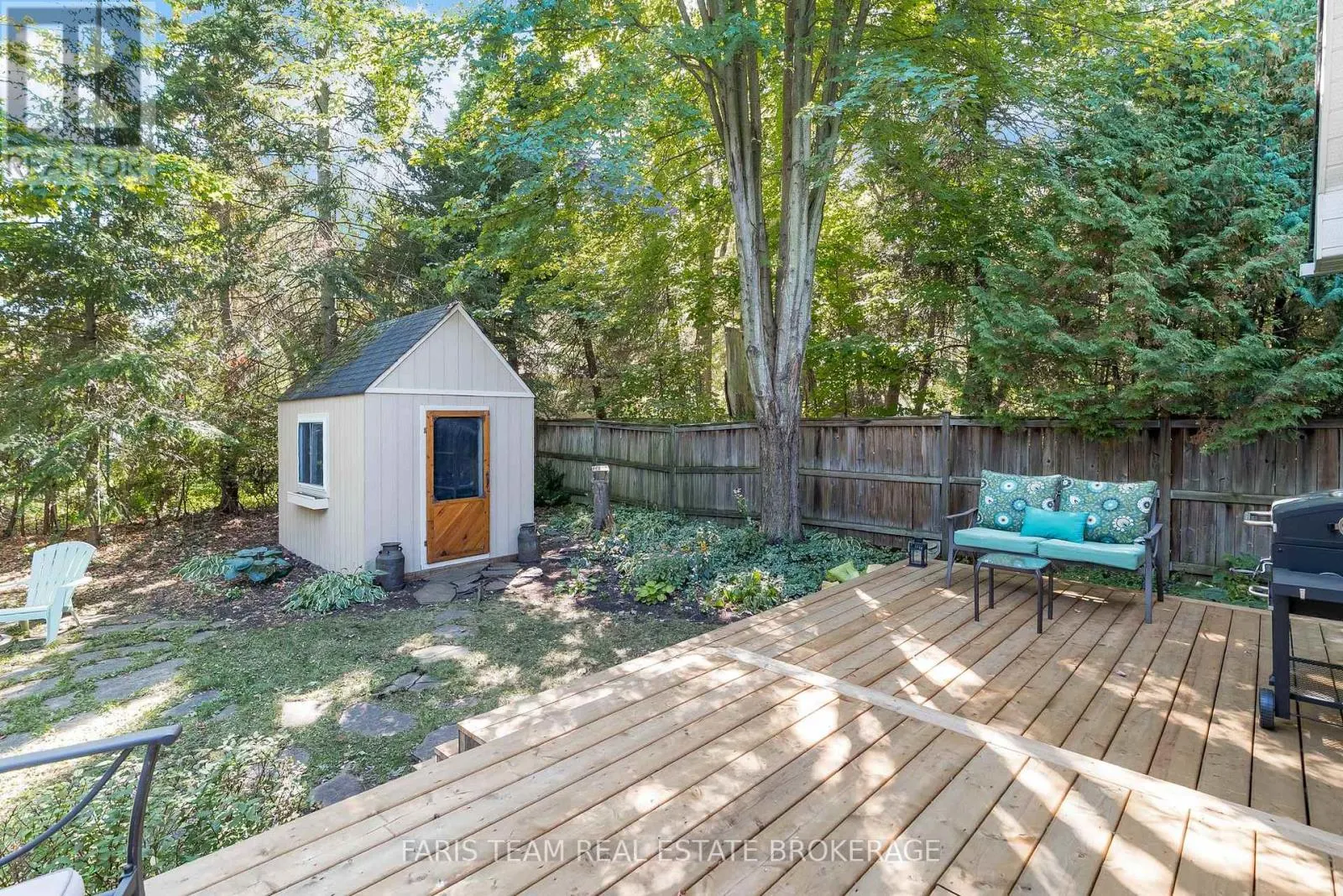 1089 SPRUCE ROAD