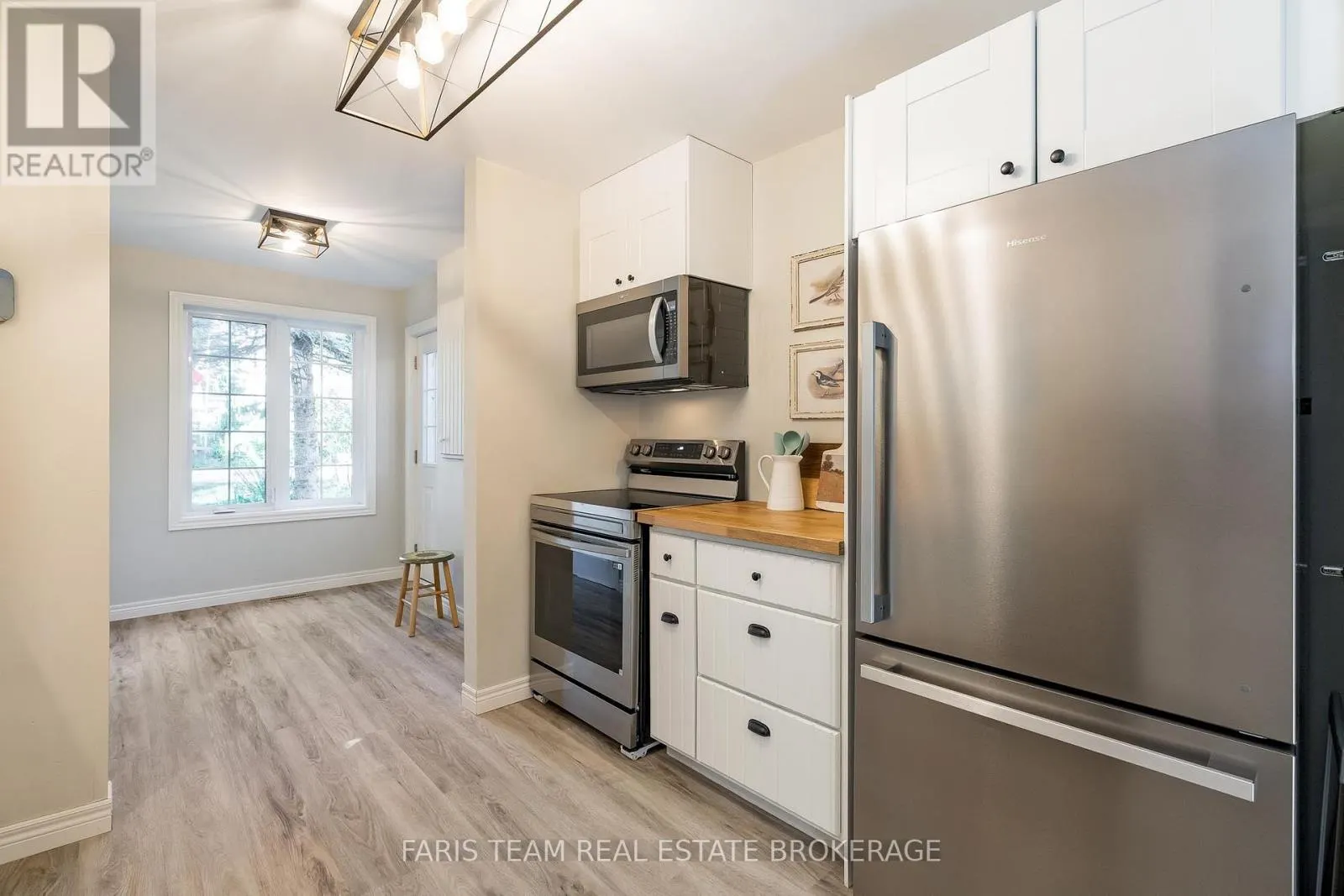 1089 SPRUCE ROAD