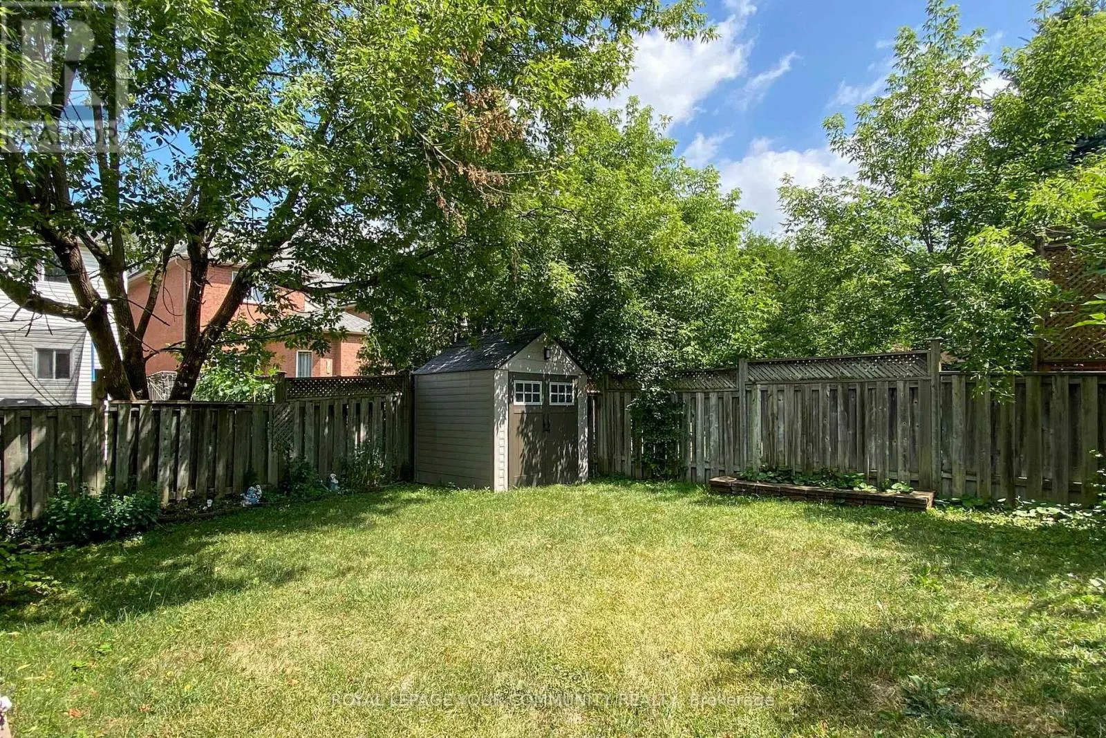 54 ENGLISH OAK DRIVE