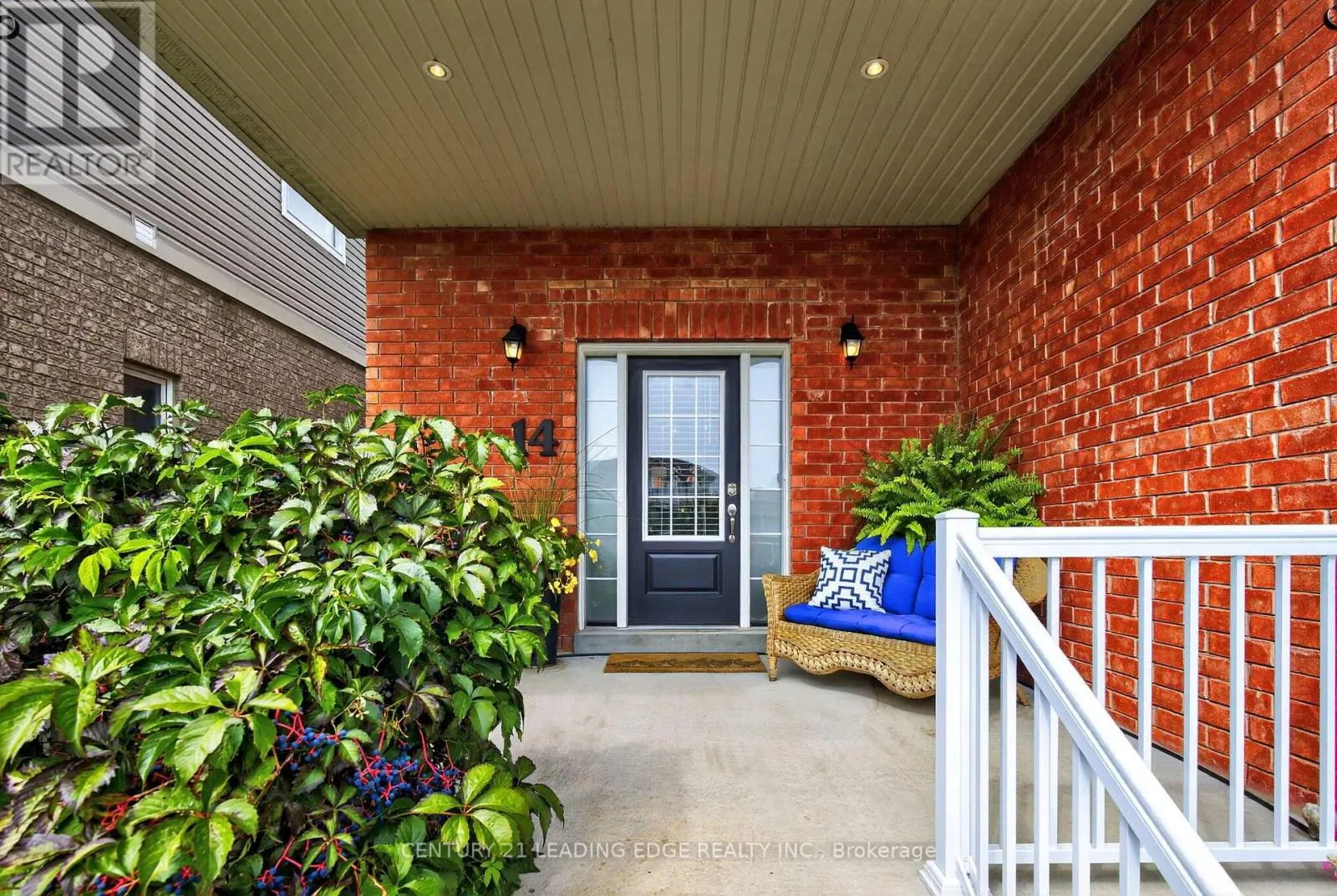 14 RENNIE STREET