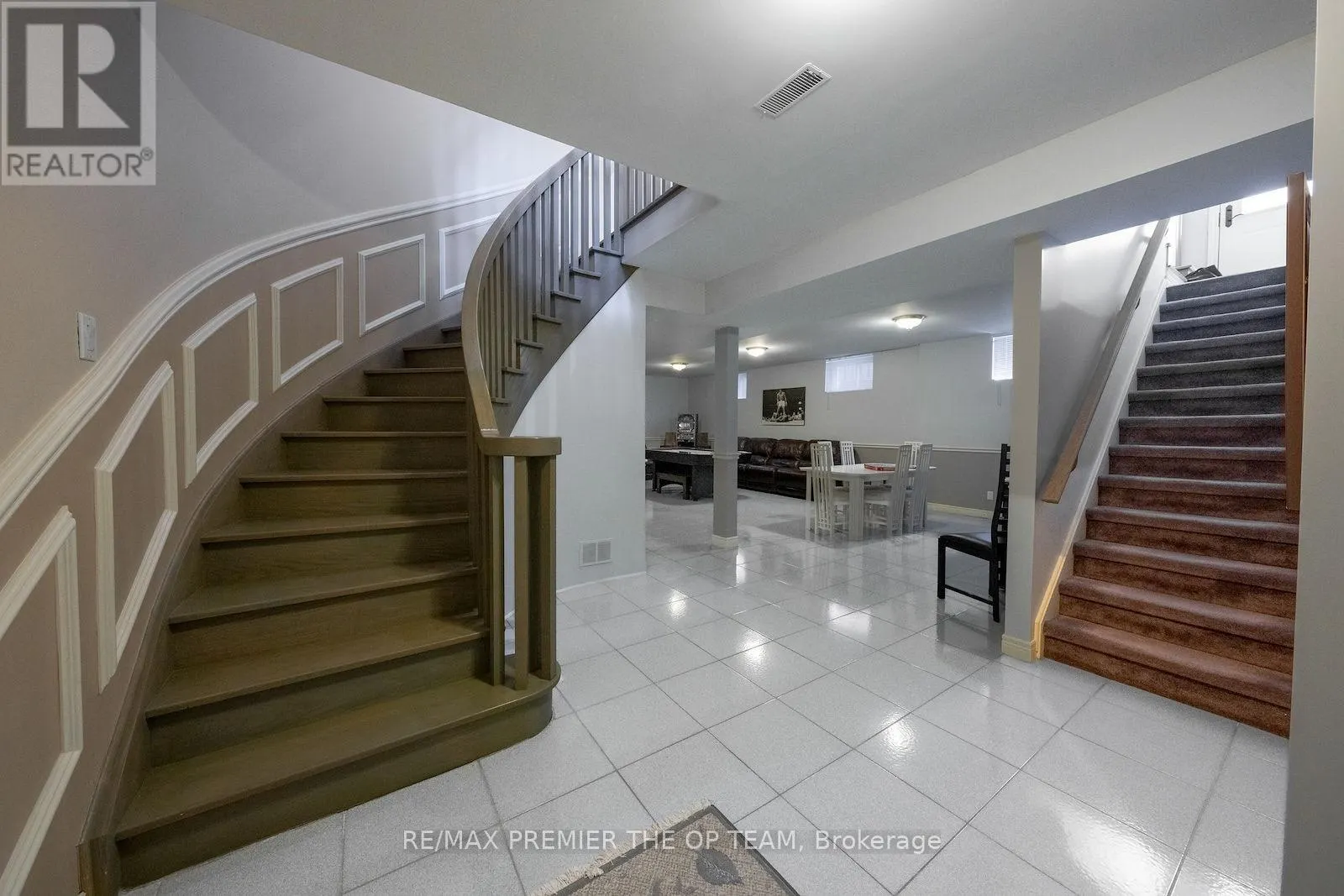 182 CLOVER LEAF STREET