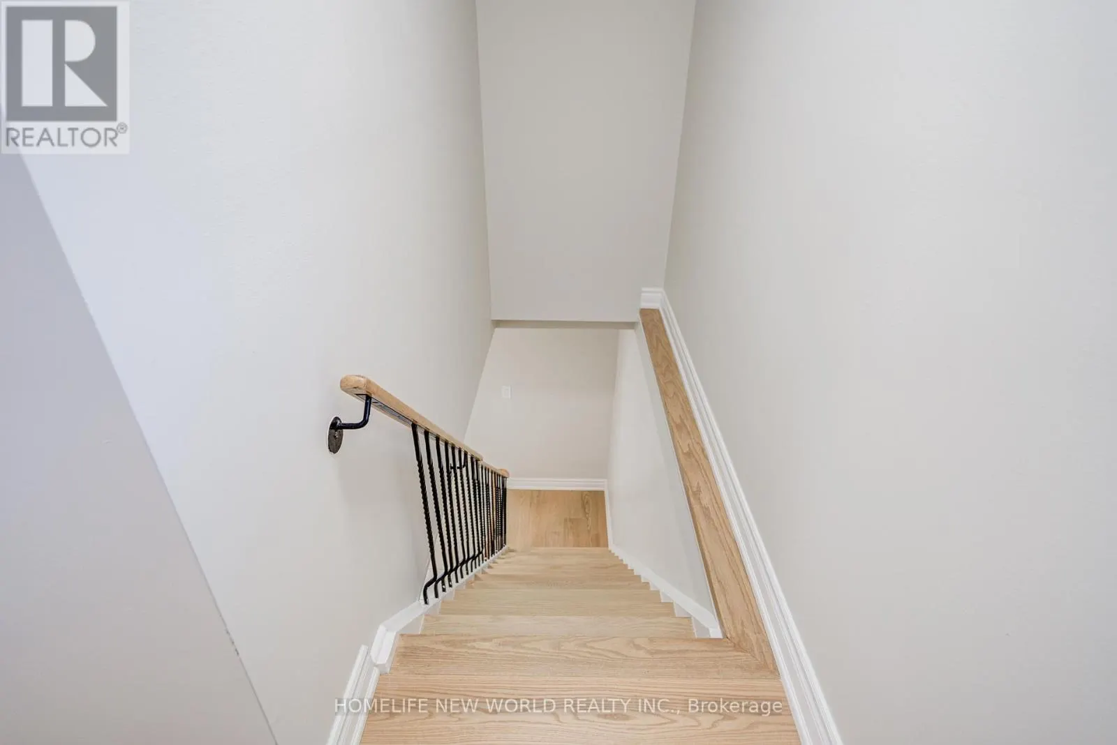 29 NEW HAVENS WAY