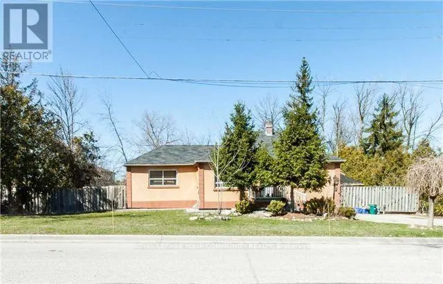 8 HILLSIDE AVENUE