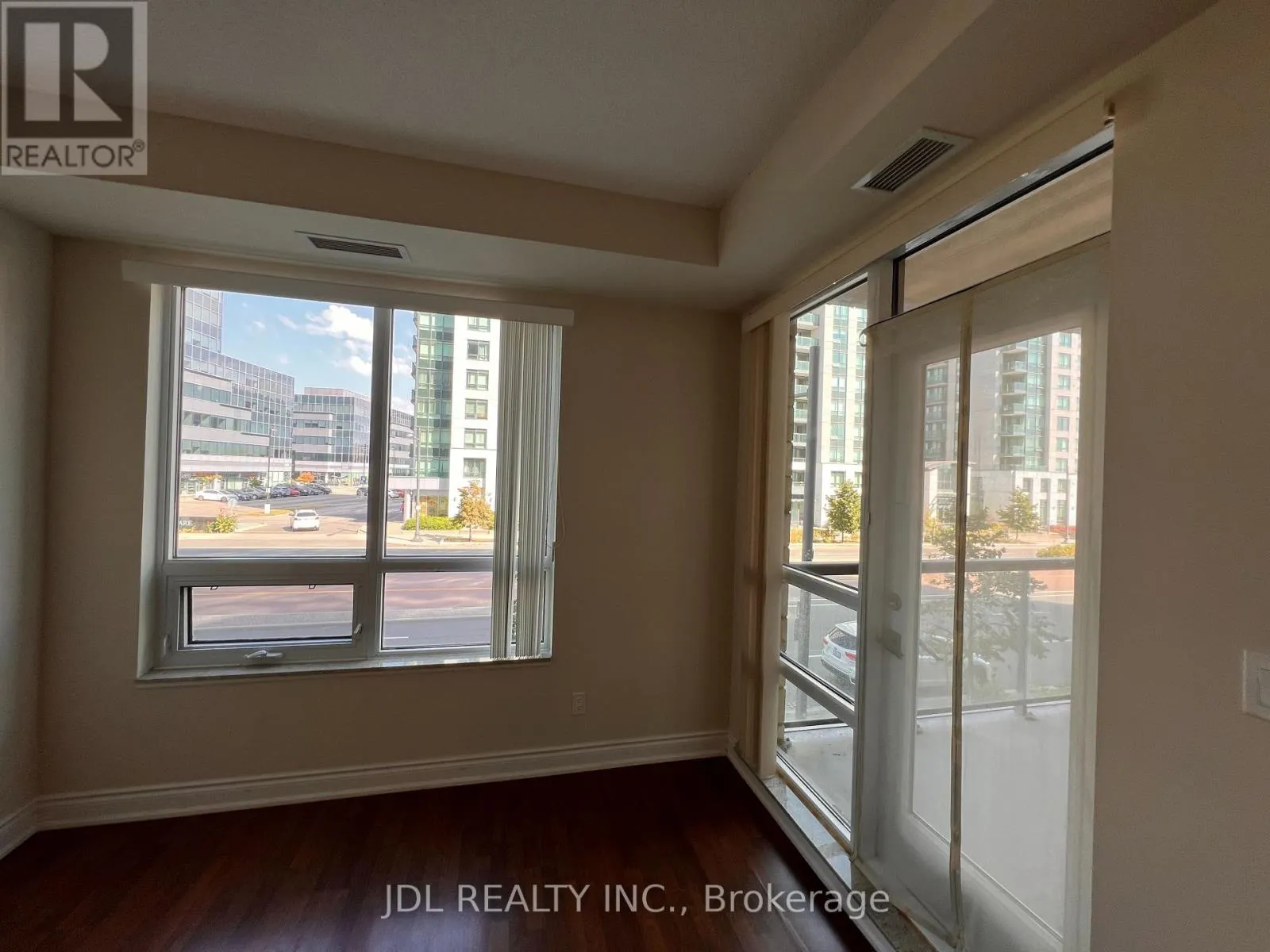 208 - 60 SOUTH TOWN CENTRE BOULEVARD