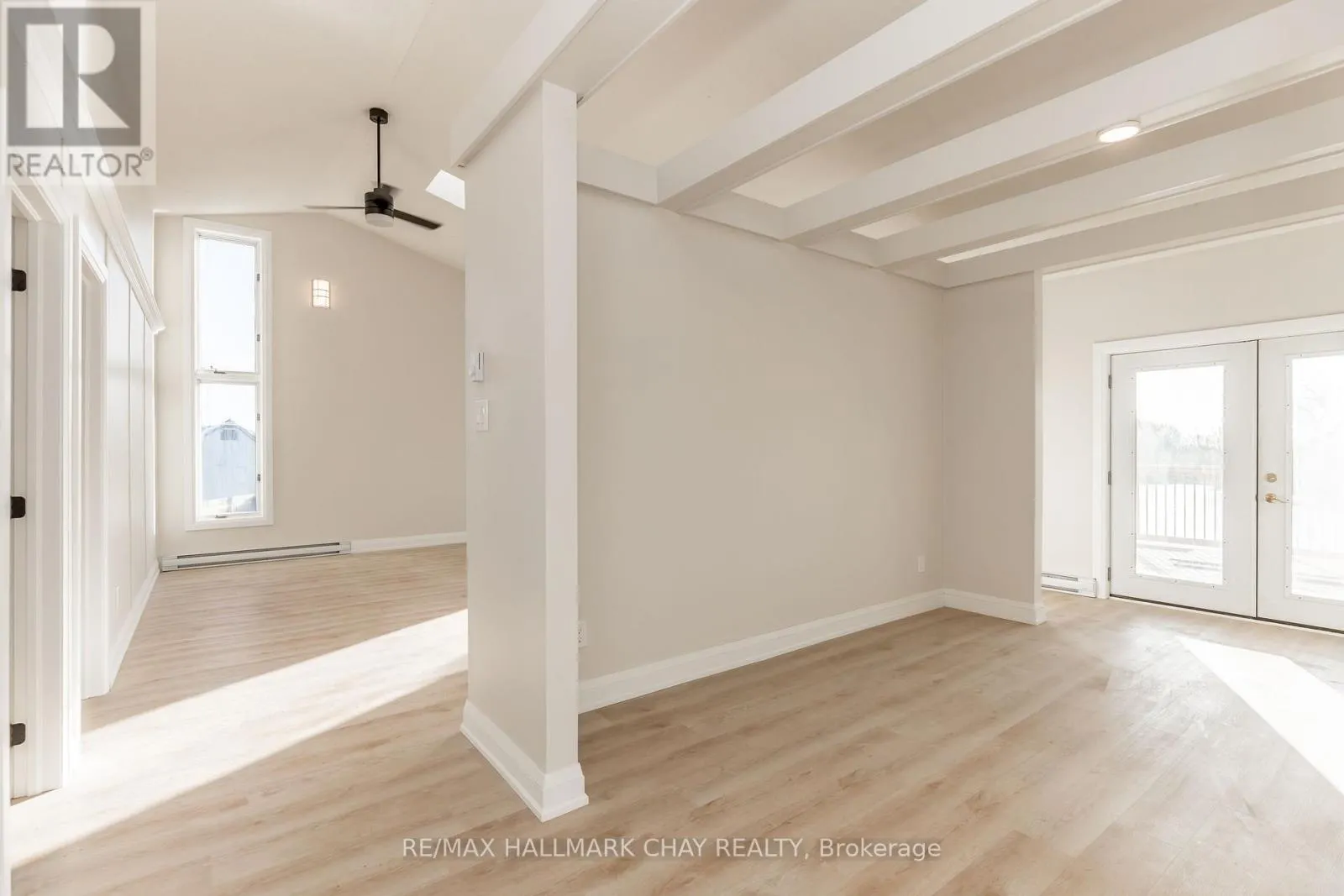 UPPER - 3993 STOUFFVILLE ROAD