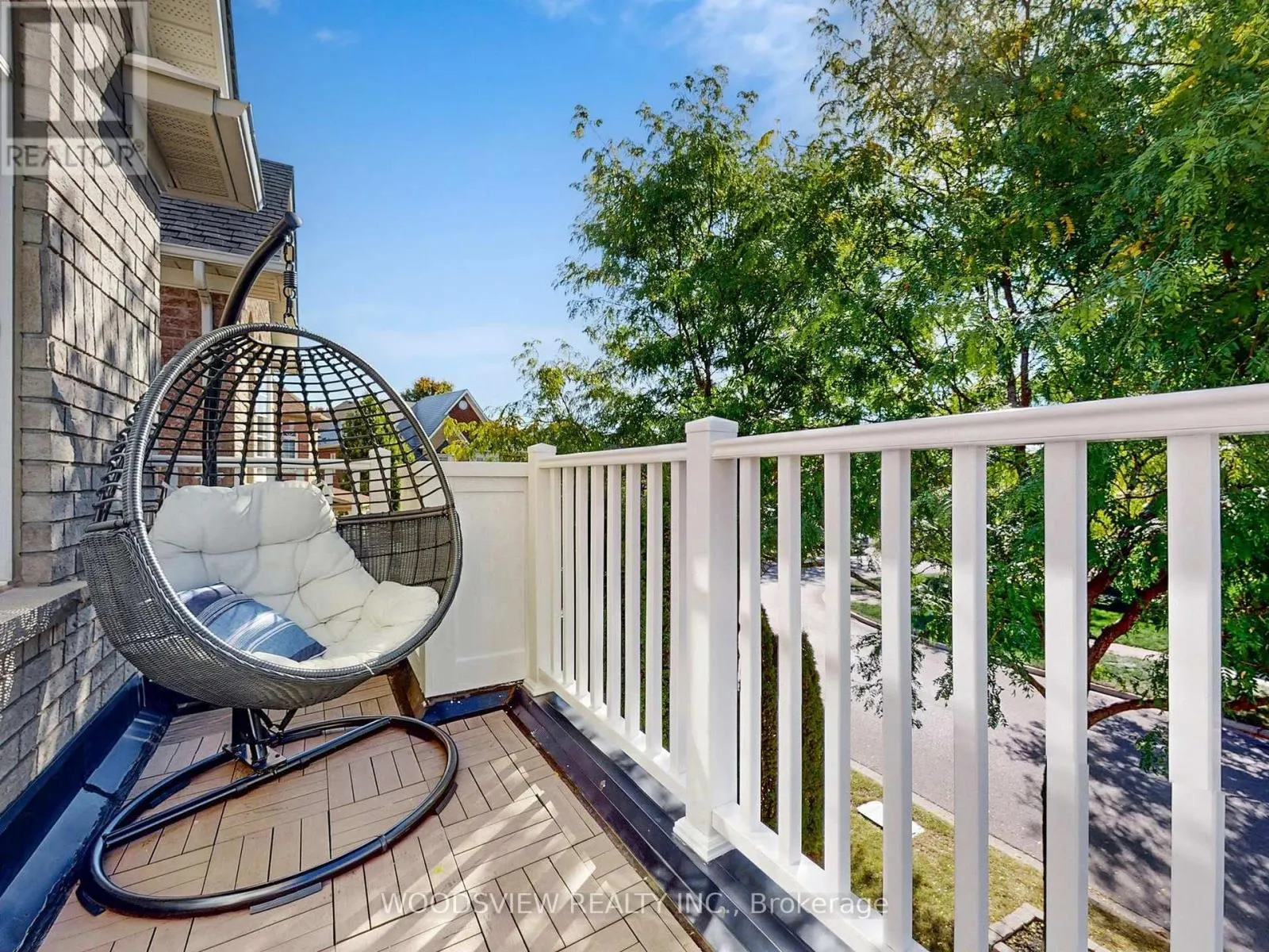 26 MANLEY AVENUE