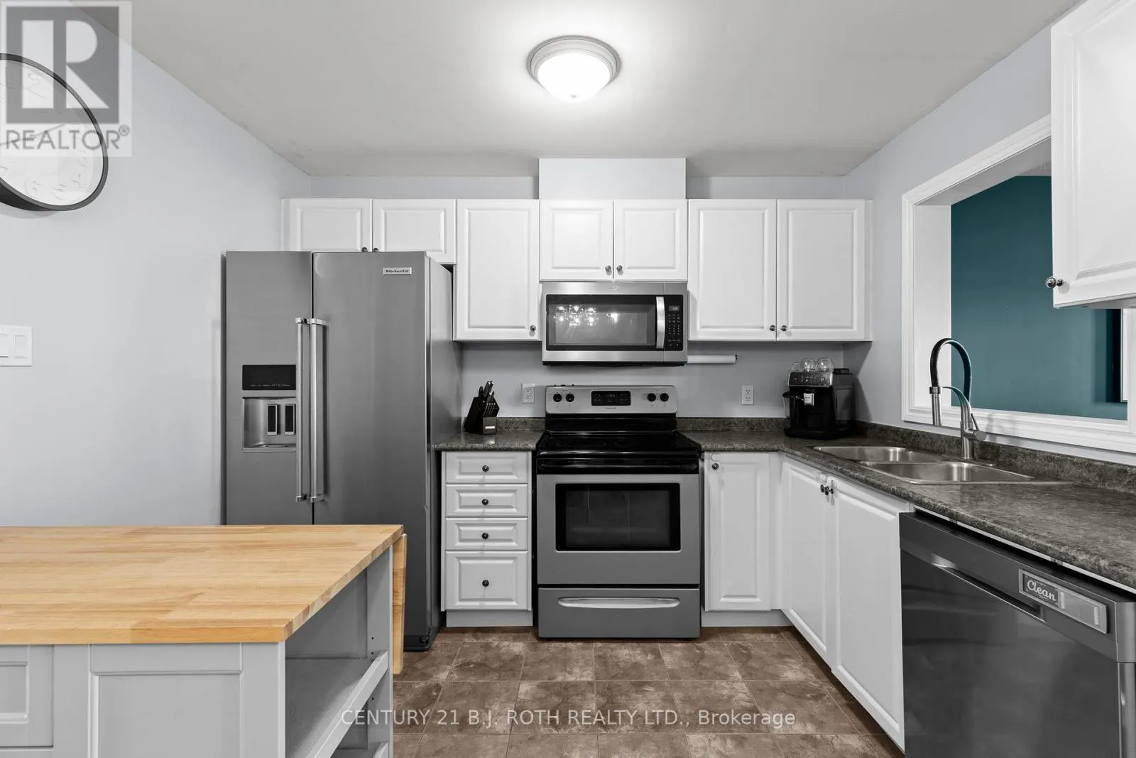181 BANTING CRESCENT