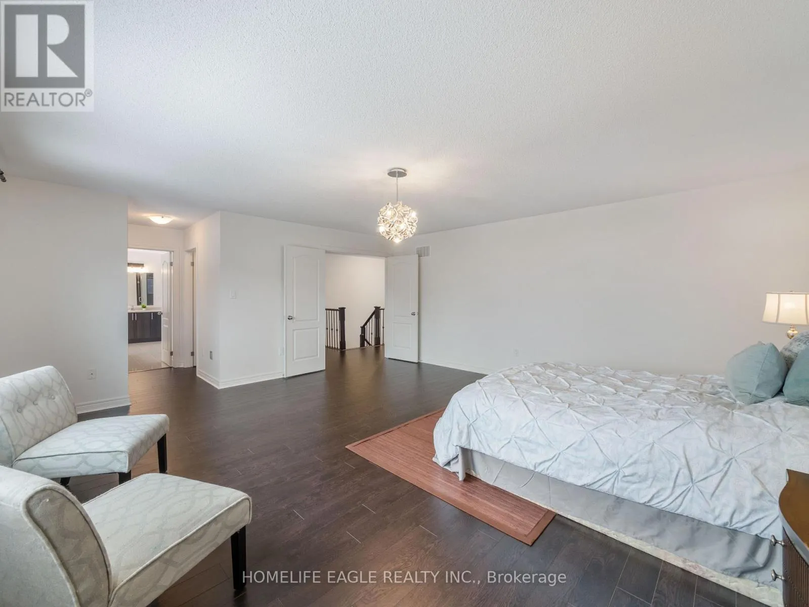 27 SCARLET WAY