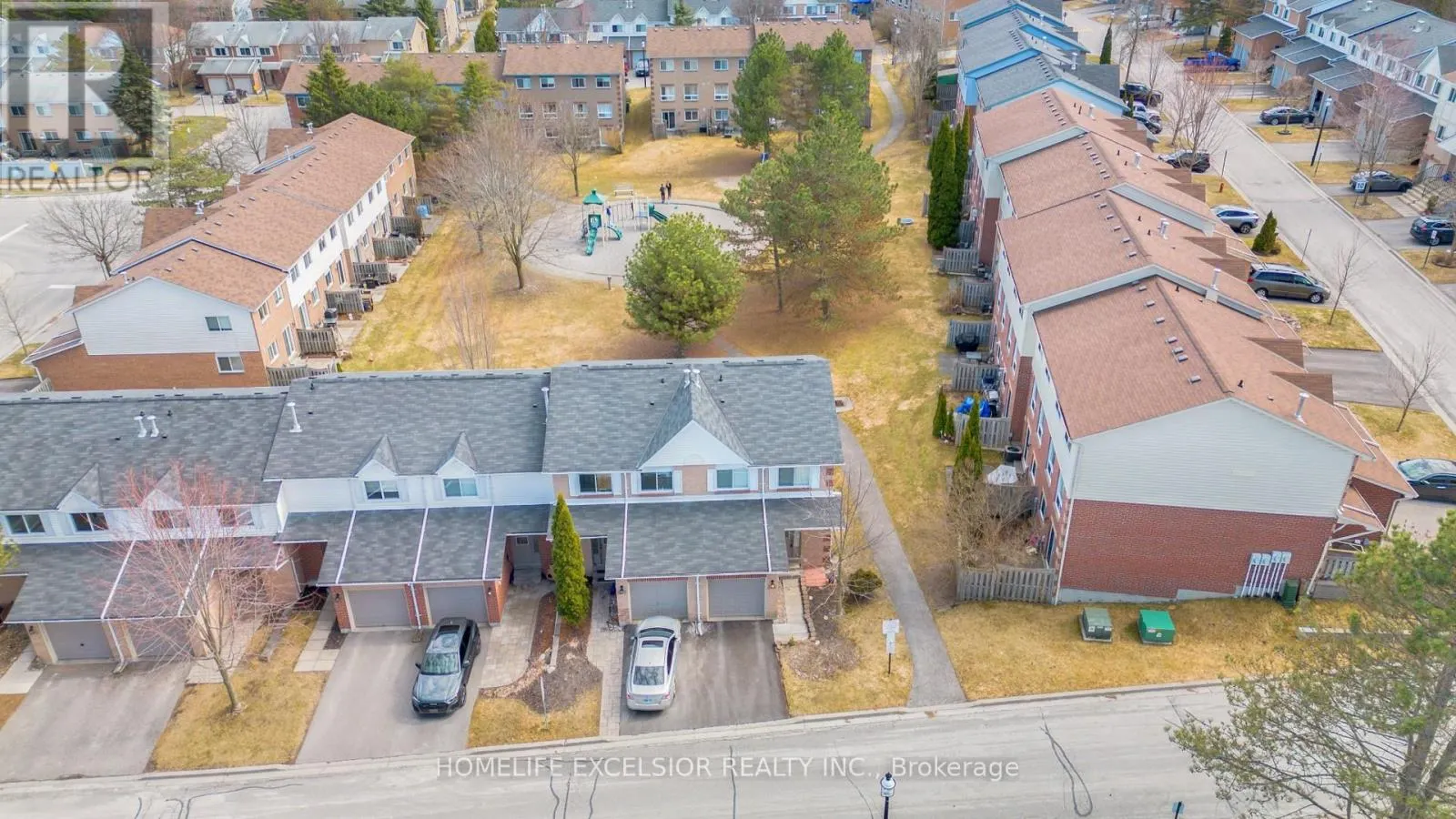 1 - 579 GIBNEY CRESCENT