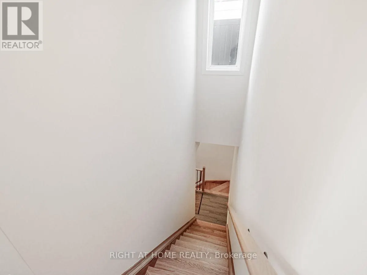 1 - 3 BOND CRESCENT