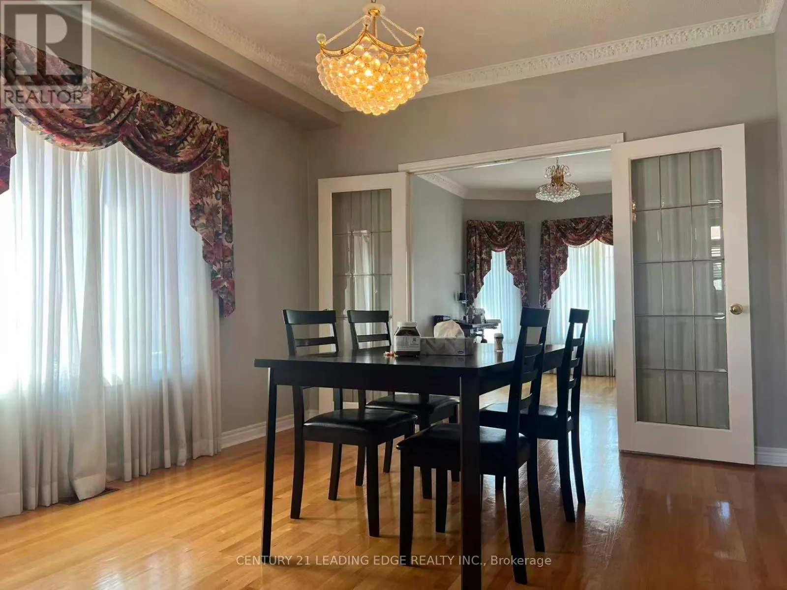 ROOM 1 - 9 HOAKE ROAD
