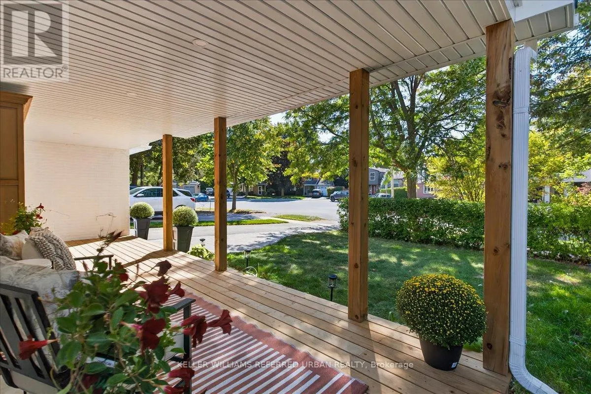 79 THE BOULEVARD AVENUE