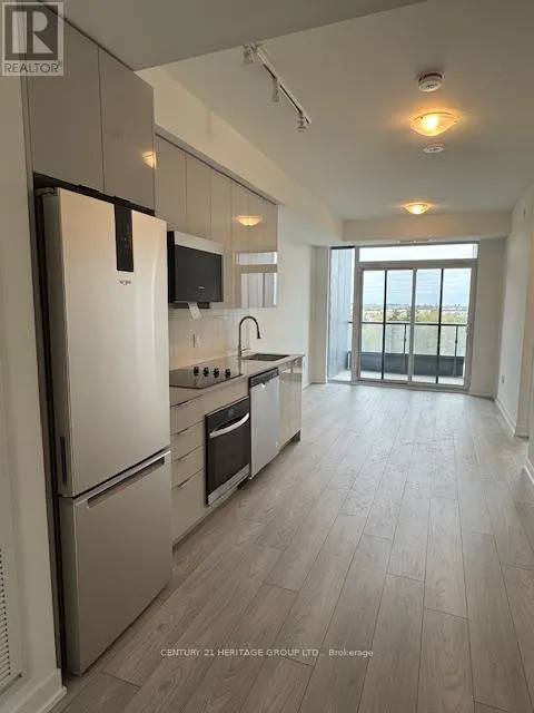 807 - 474 CALDARI ROAD