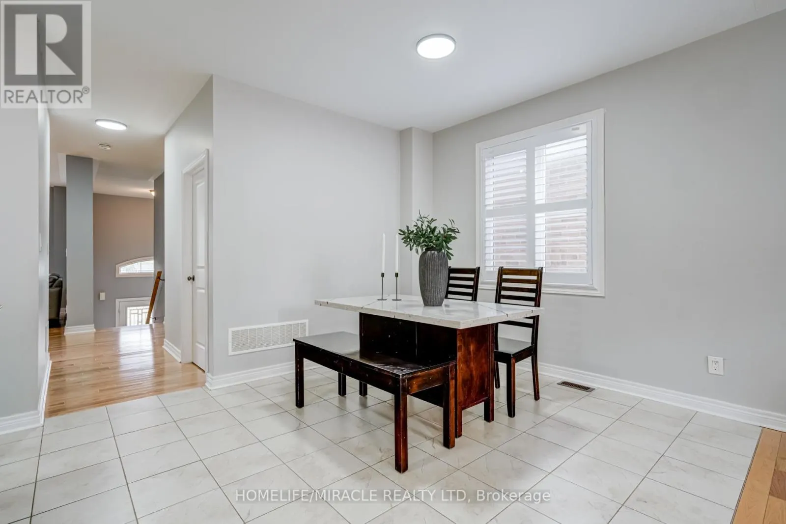 81 WILLOUGHBY WAY