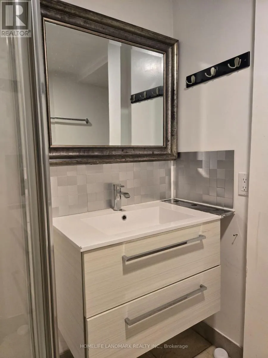 BSMT - 154 WILLIAM BOWES BOULEVARD W