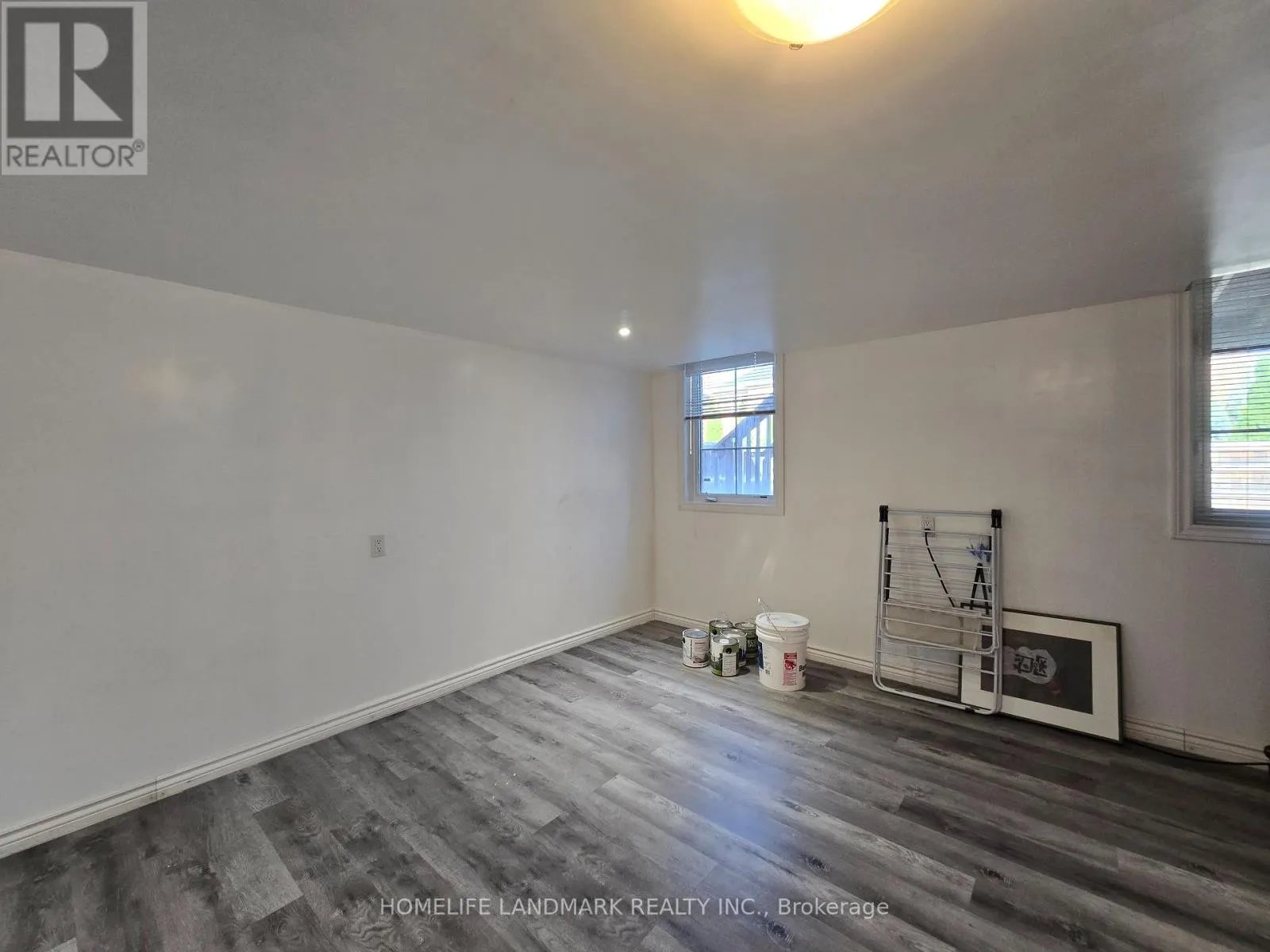 BSMT - 154 WILLIAM BOWES BOULEVARD W