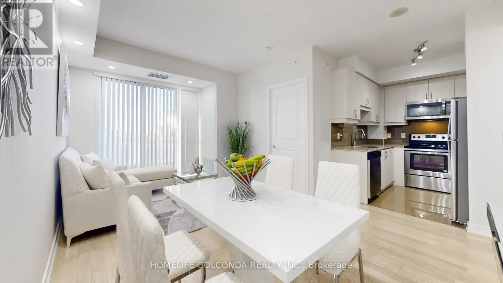 SE 501 - 9199 YONGE STREET