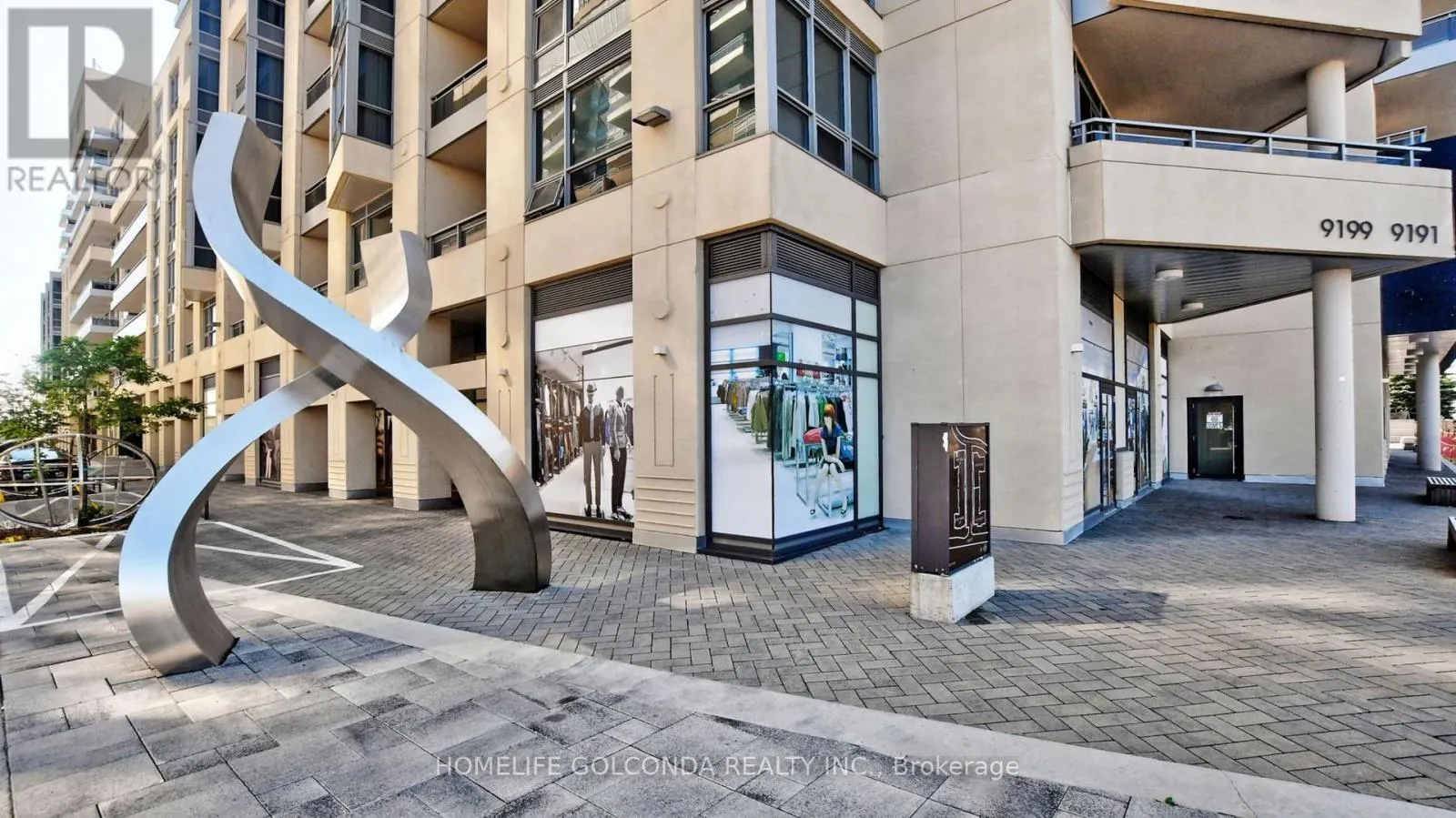 SE 501 - 9199 YONGE STREET