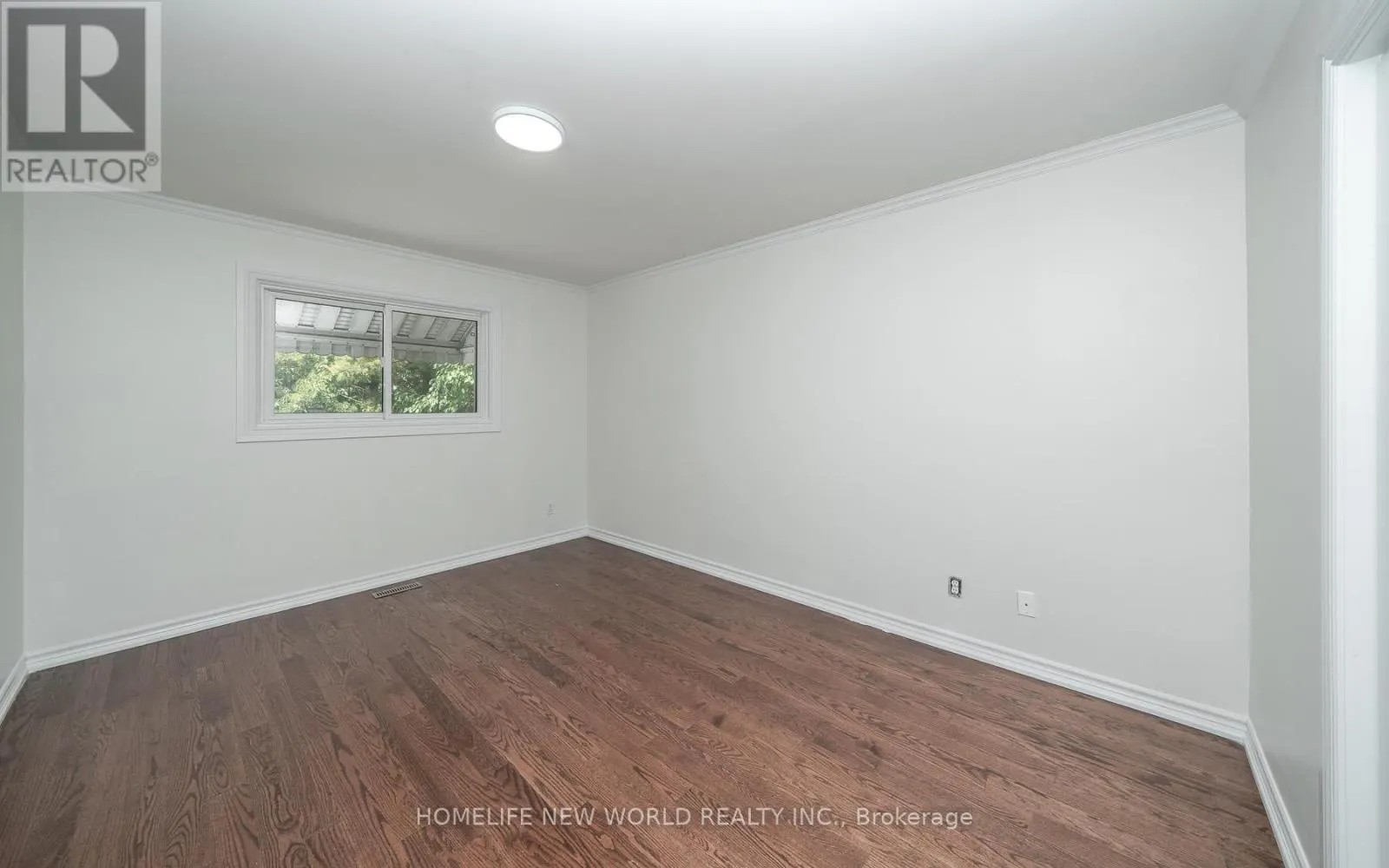 MAIN - 16 SIR CONSTANTINE DRIVE