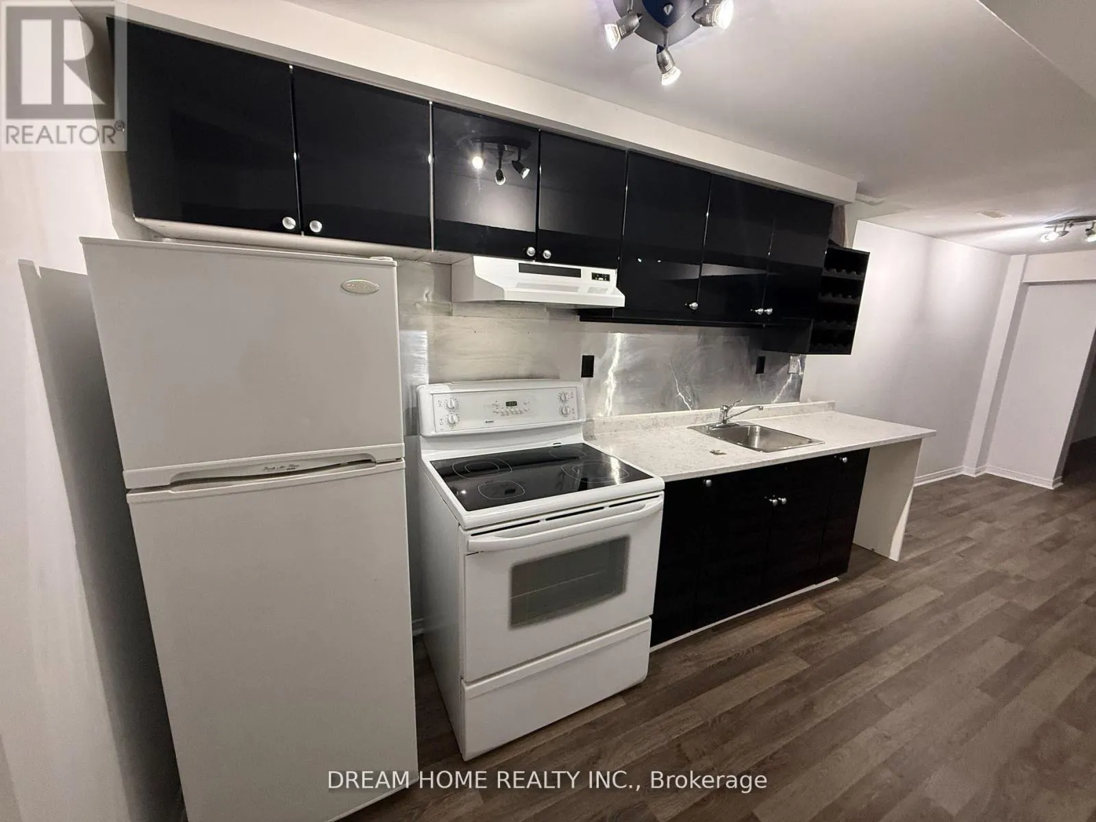 BSMT - 264 STONEBRIDGE DRIVE