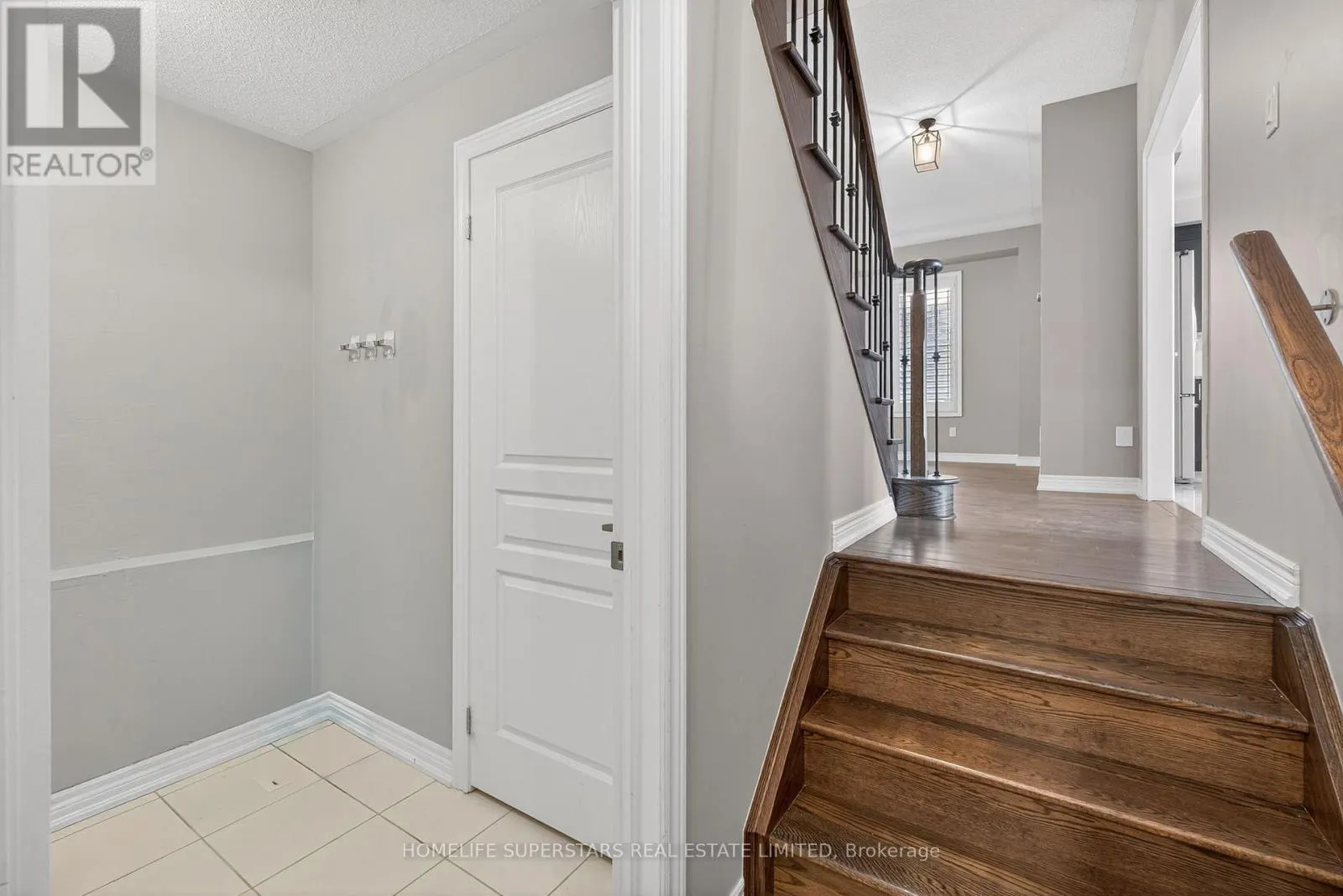 878 GREEN STREET