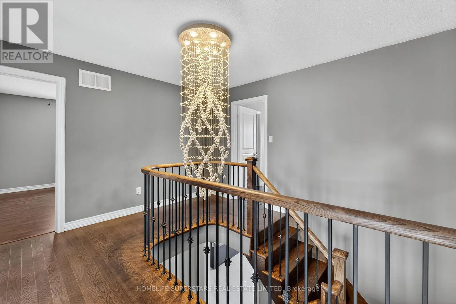 878 GREEN STREET