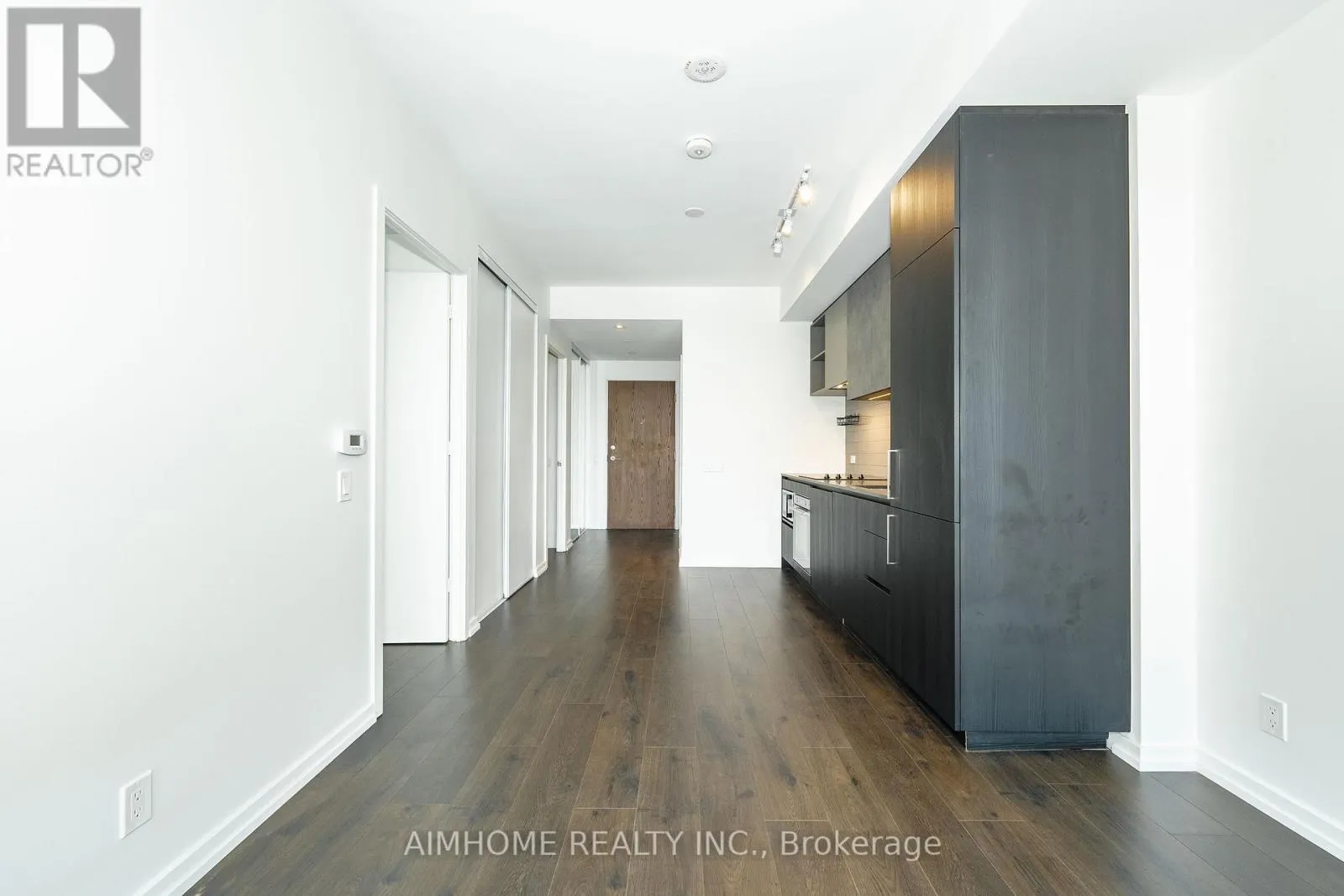 5005 - 7890 JANE STREET