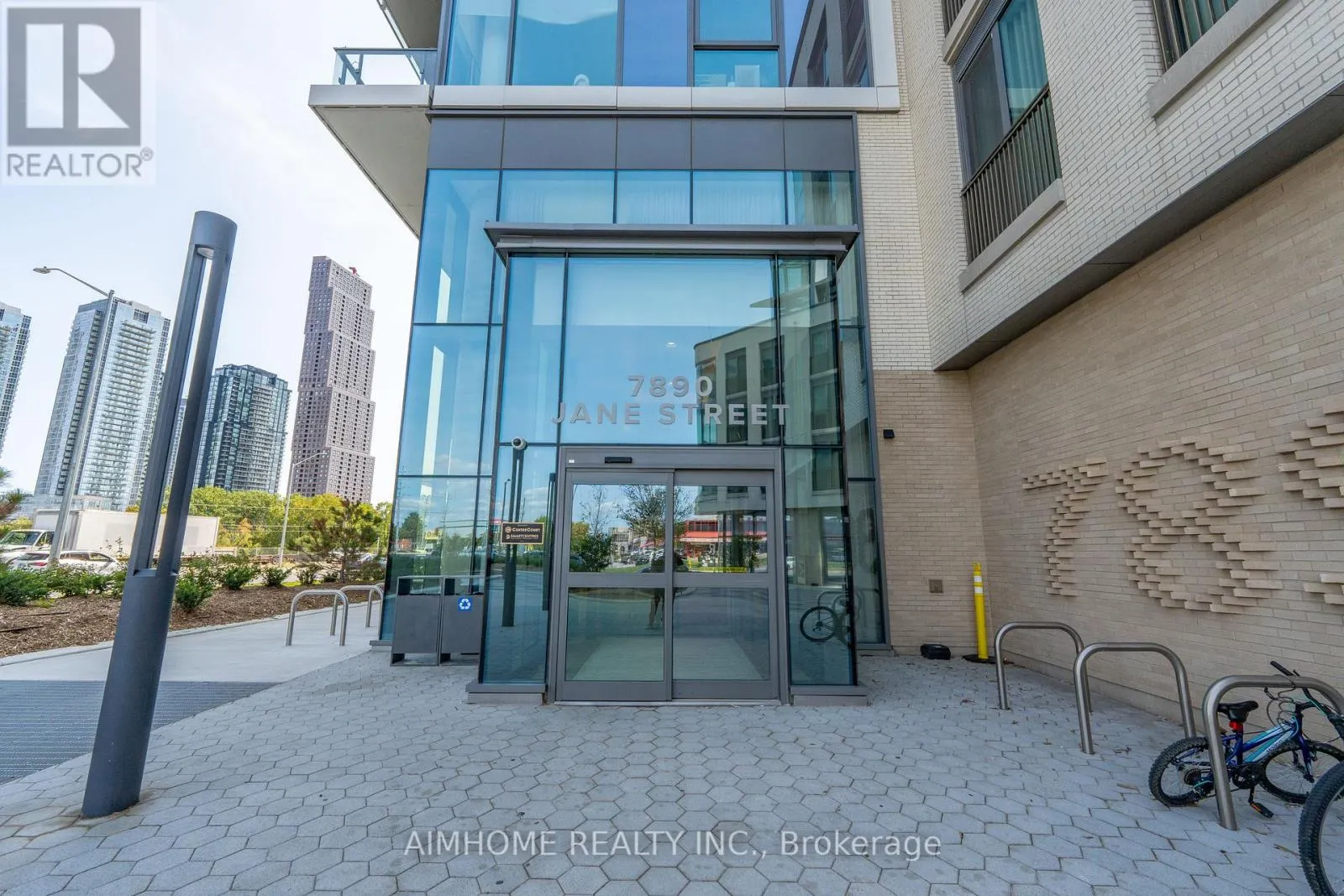 5005 - 7890 JANE STREET