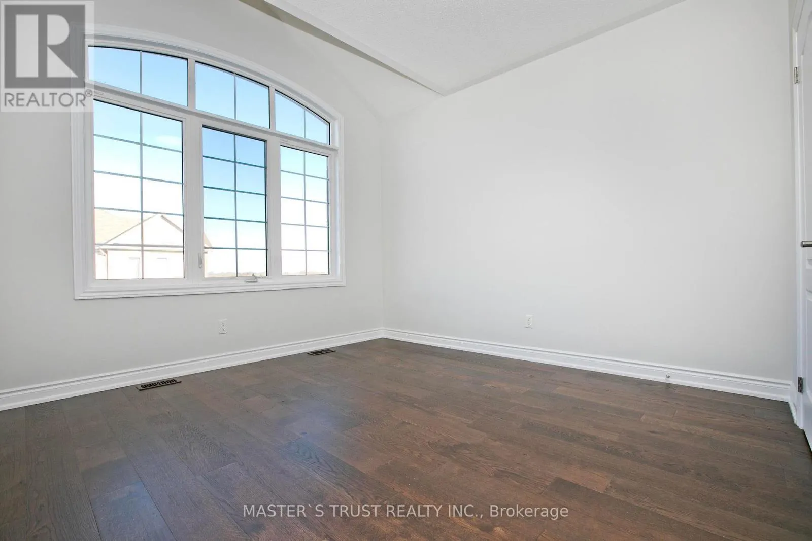 1115 GRAINGER TRAIL