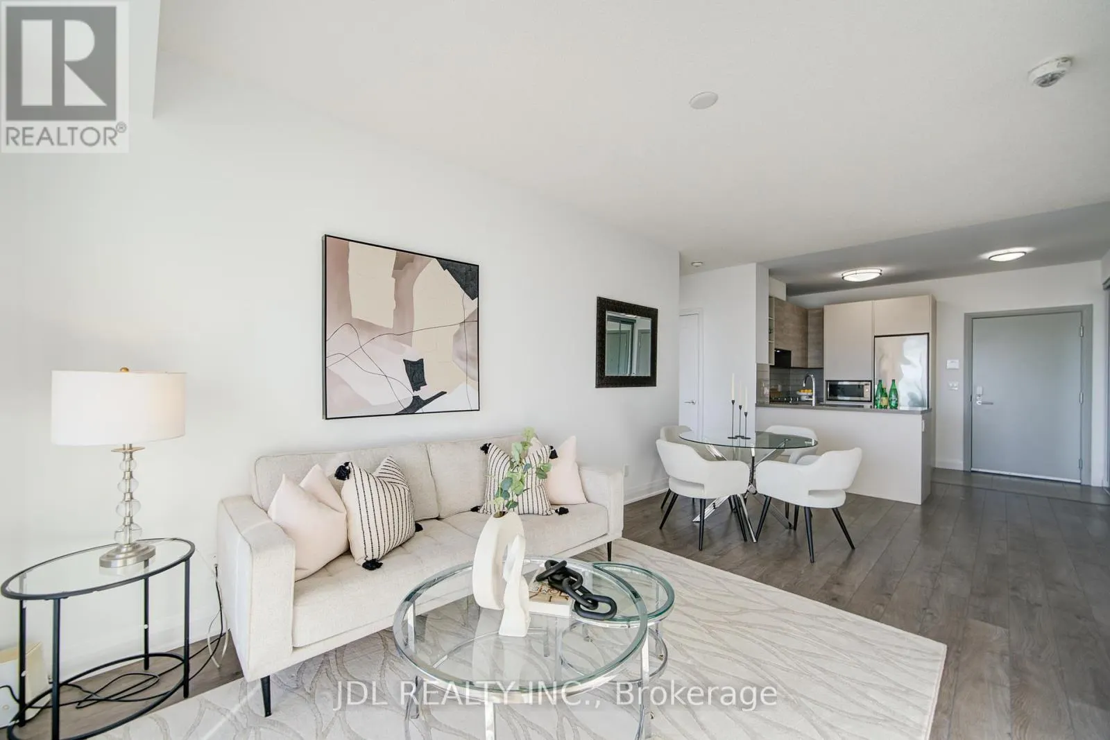803 - 398 HIGHWAY 7 E