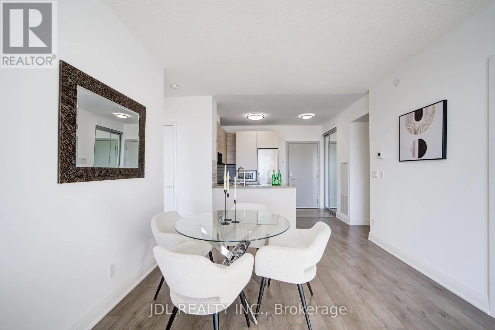 803 - 398 HIGHWAY 7 E